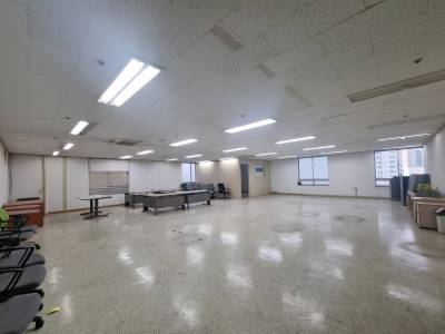 부산광역시 부산진구 부전동 112-3 삼한골든게이트 사무실