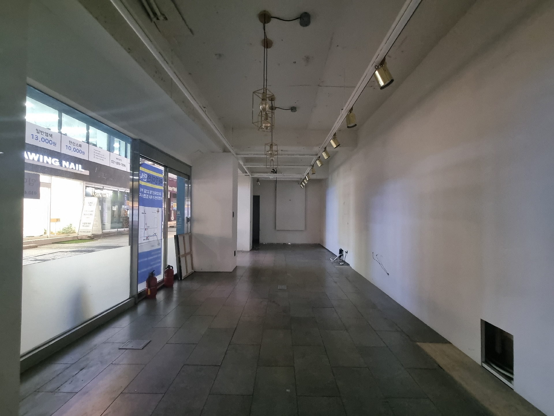 부산광역시 부산진구 부전동 상가 - 1