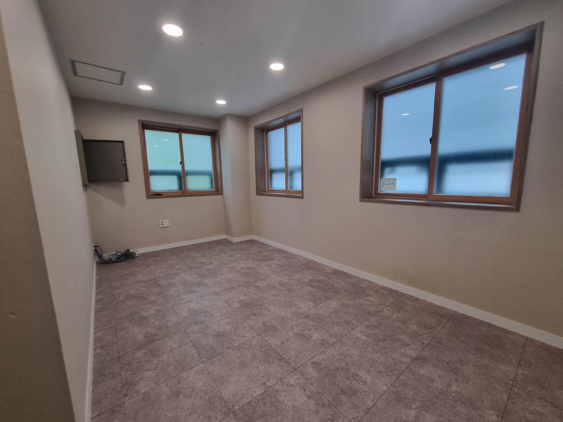 부산광역시 남구 대연동 사무실 썸네일 5