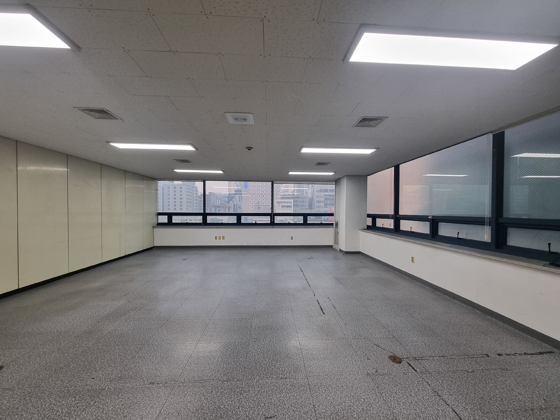 사무실 · 전포동 사진 2