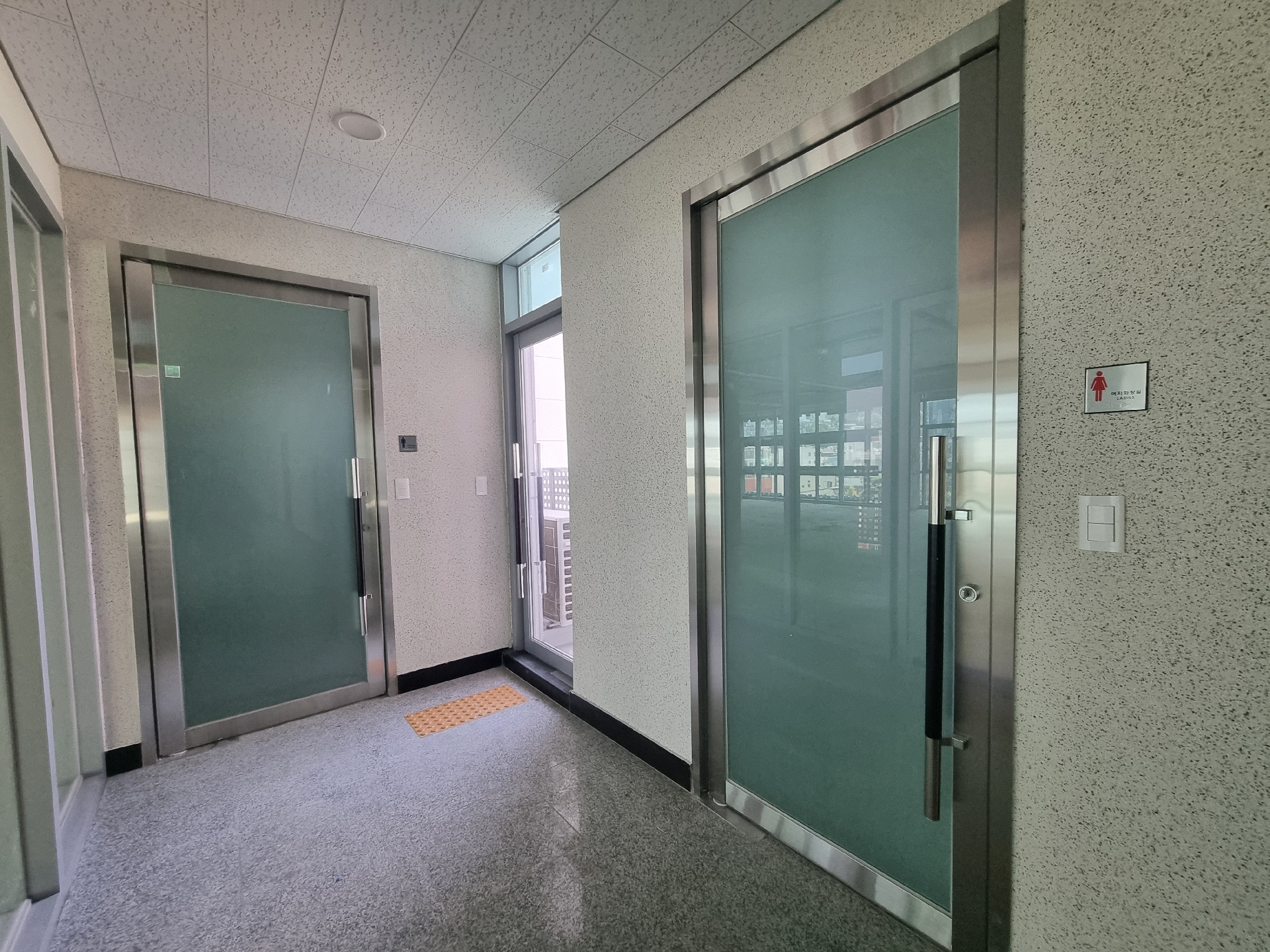 사무실 · 연산동 사진 5