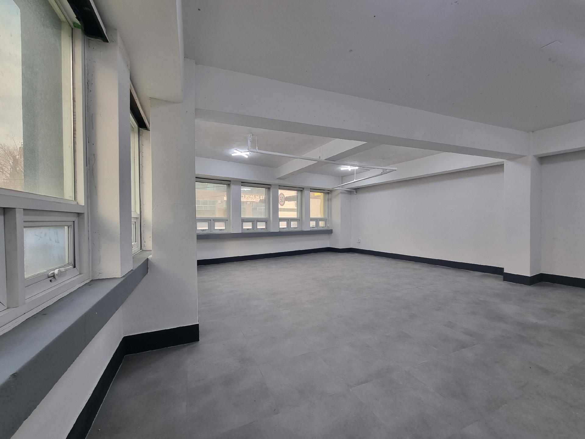 부산광역시 부산진구 부전동 상가 - 1