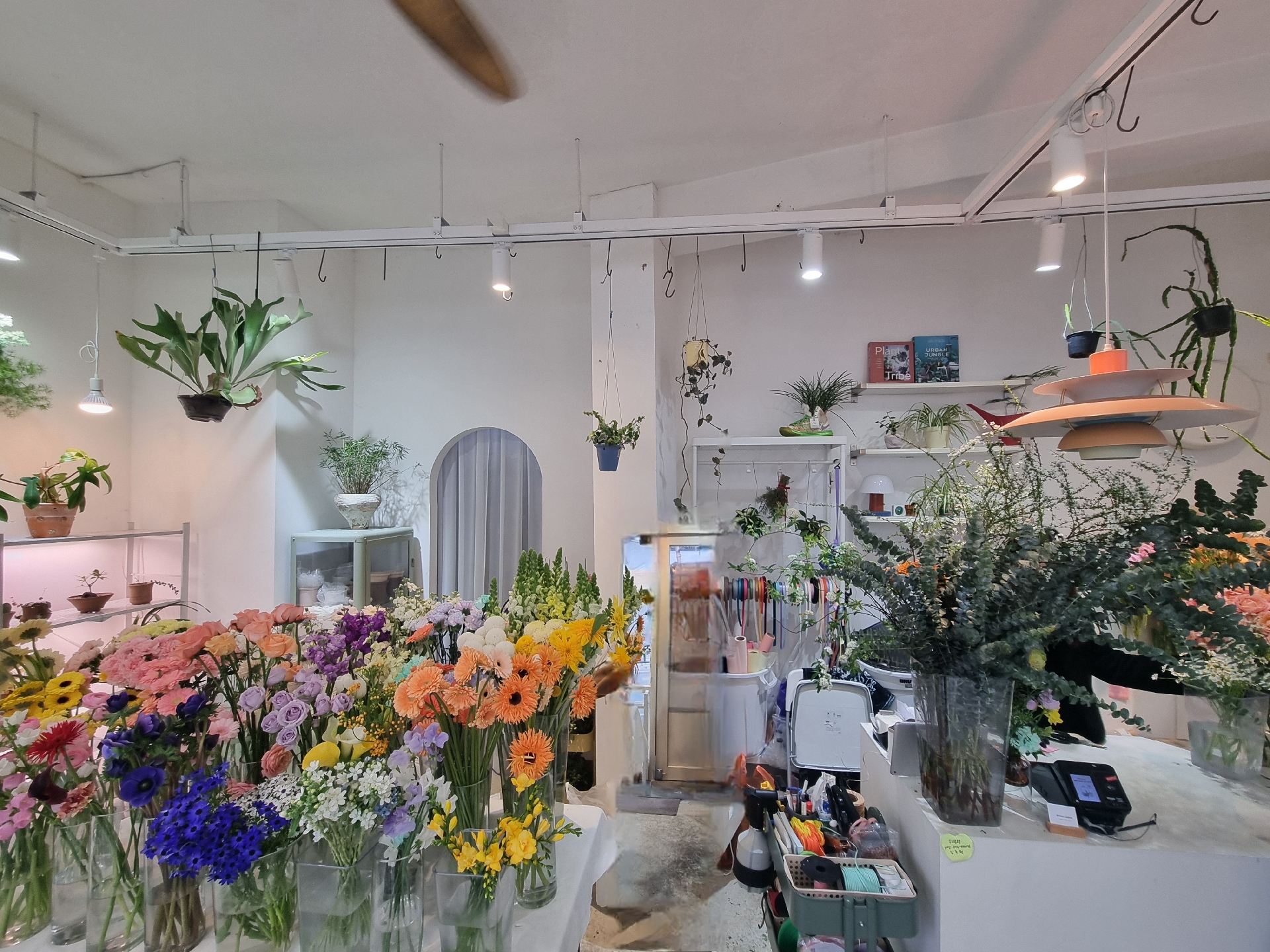 부산광역시 부산진구 전포동 상가 - 1