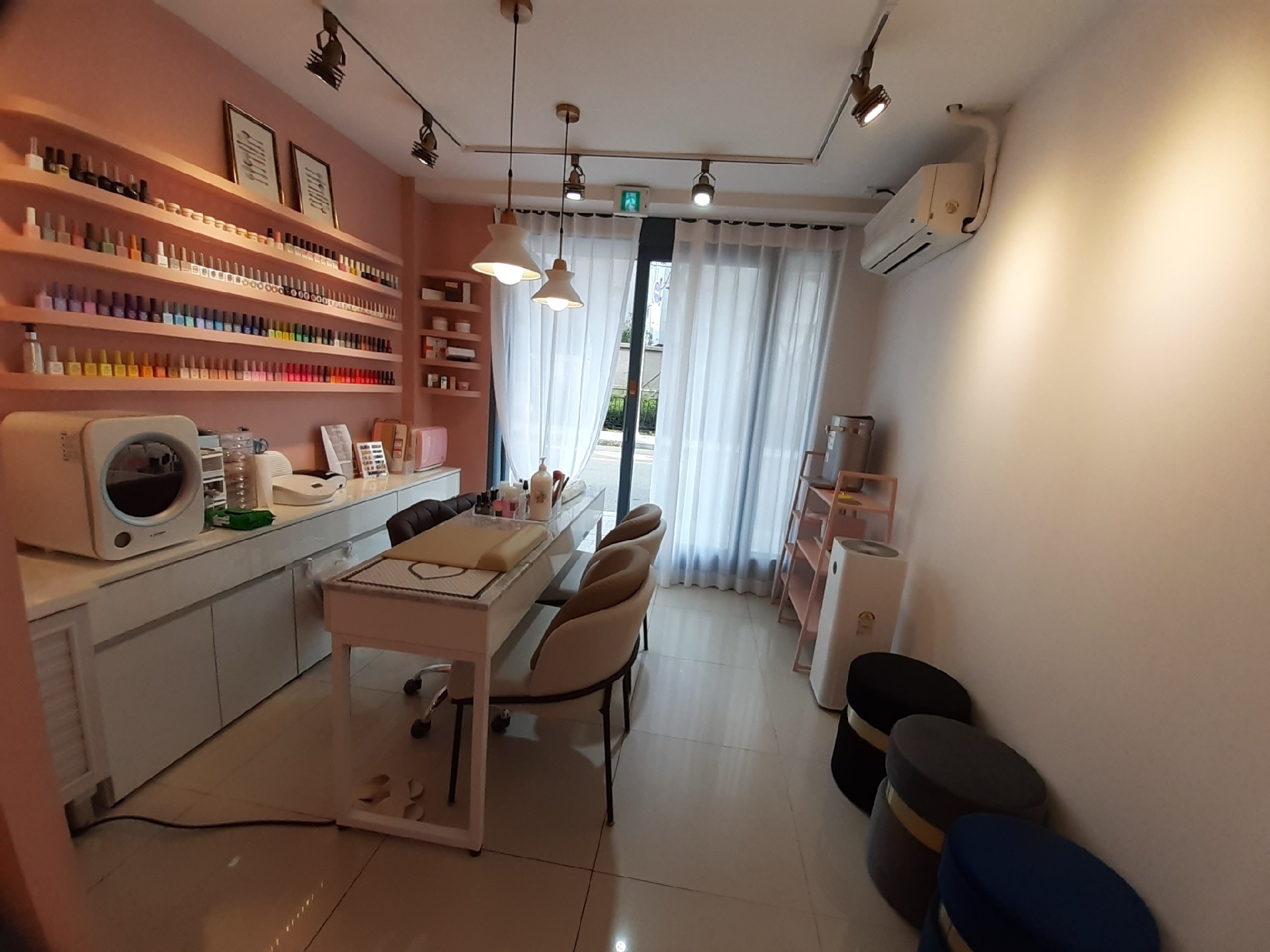 부산광역시 동래구 안락동 상가 - 1