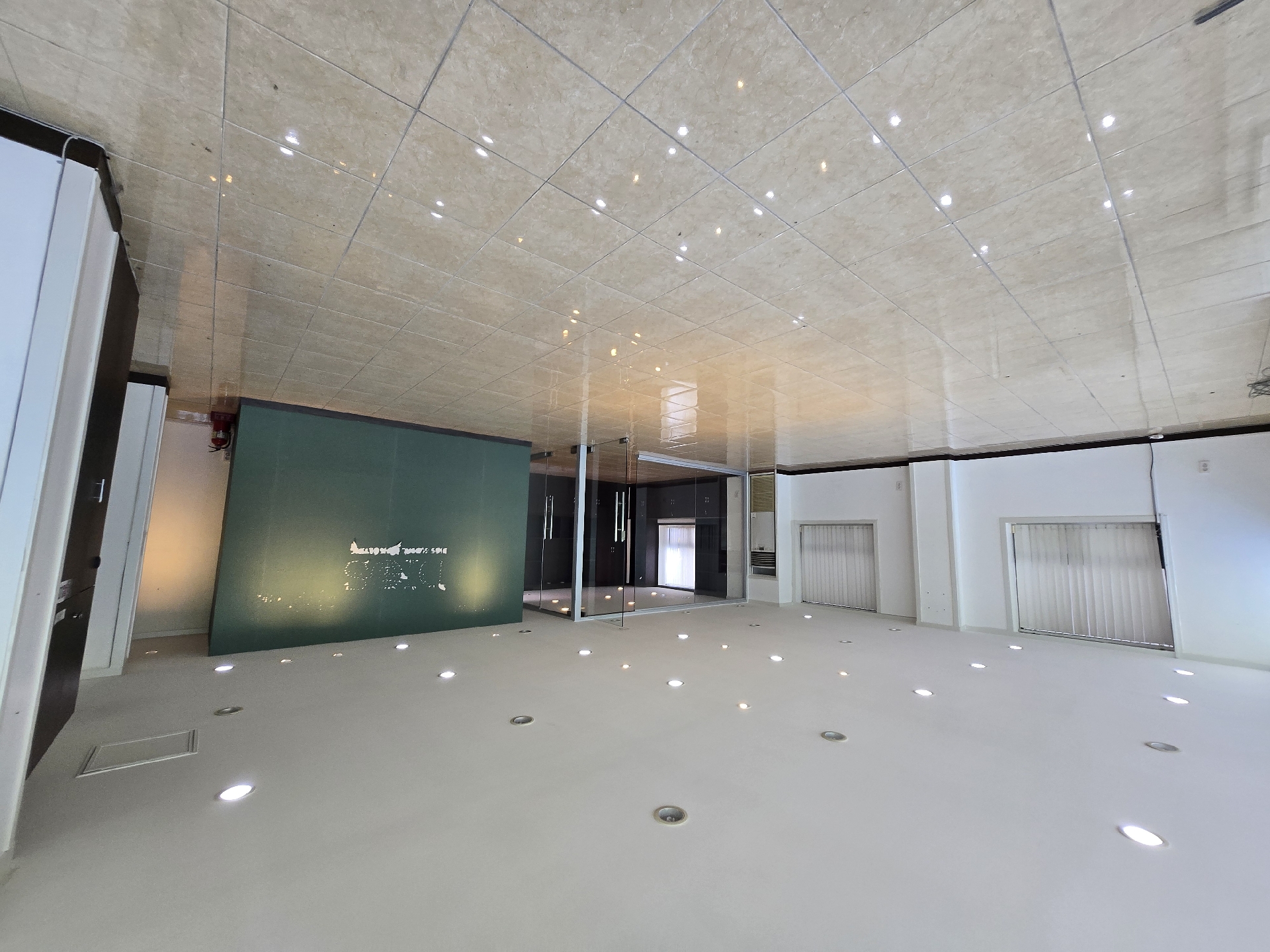 부산광역시 수영구 남천동 사무실 - 1