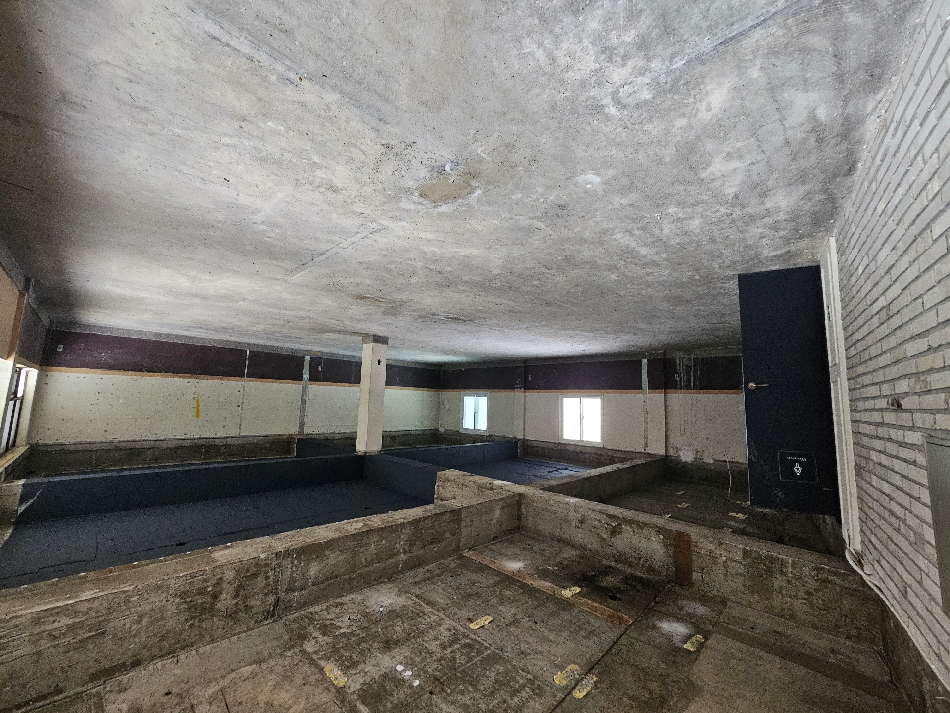 부산광역시 연제구 연산동 사무실 - 1