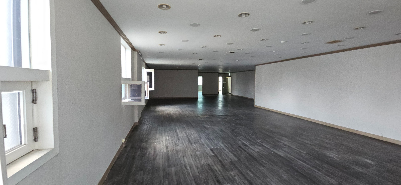 부산광역시 연제구 연산동 사무실 - 1