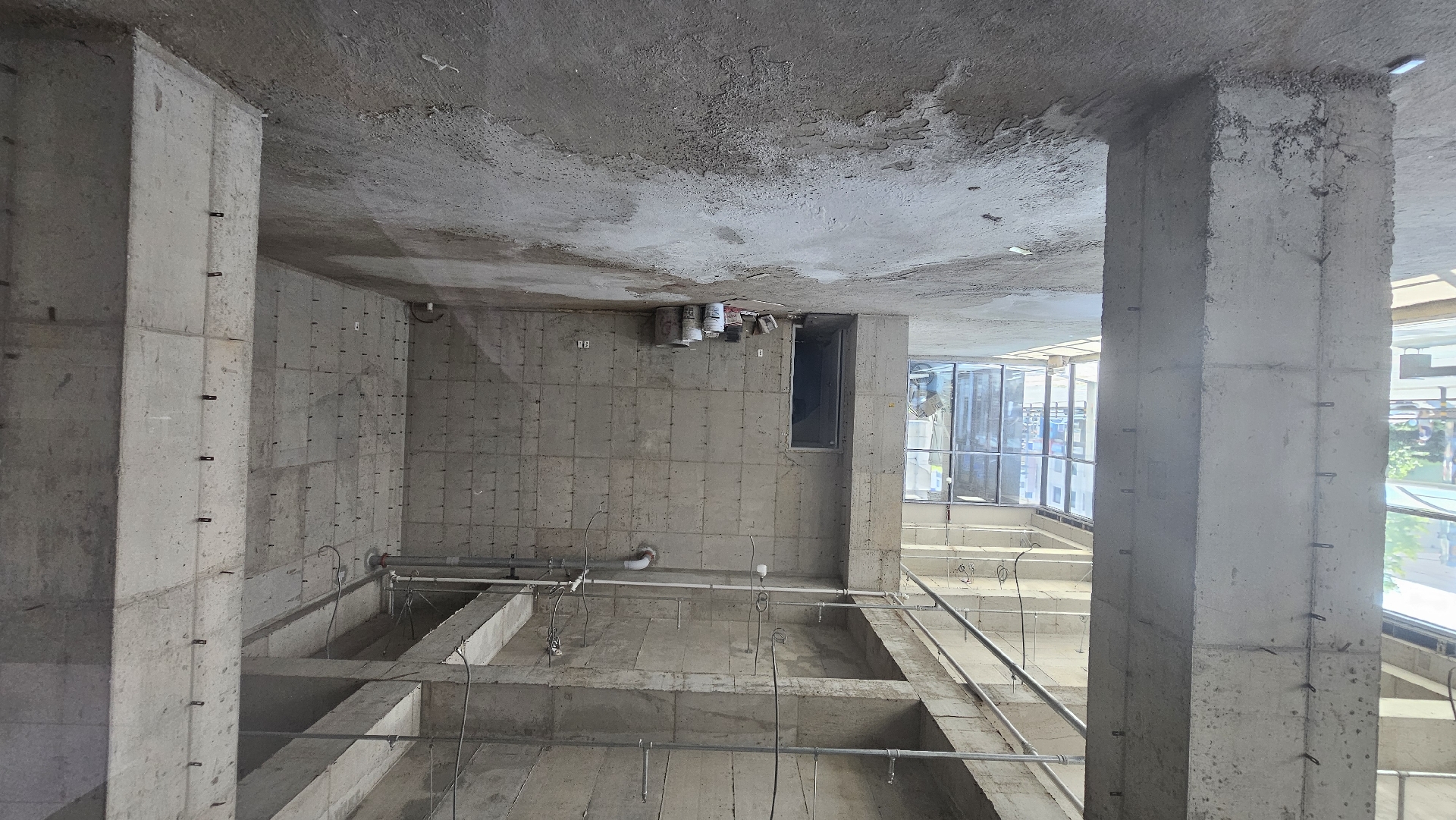 부산광역시 수영구 수영동 상가 - 1