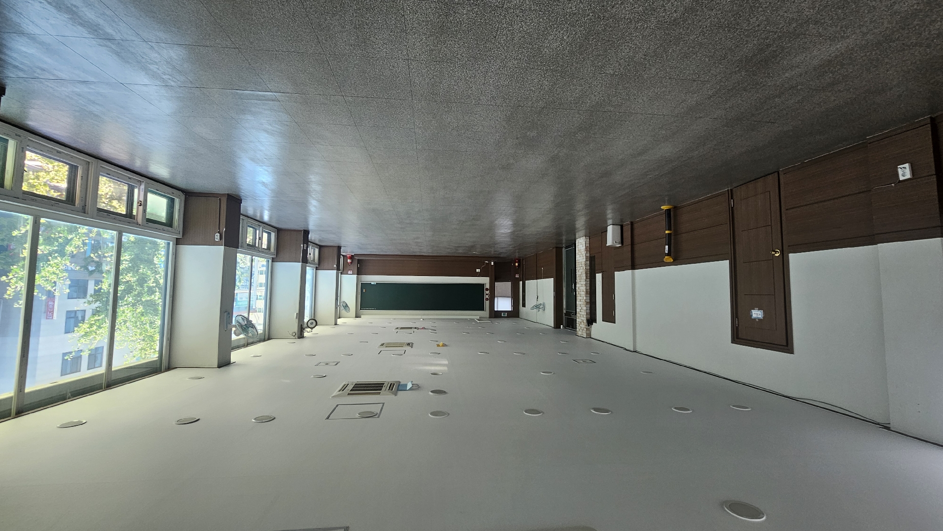 부산광역시 동래구 온천동 사무실 - 1