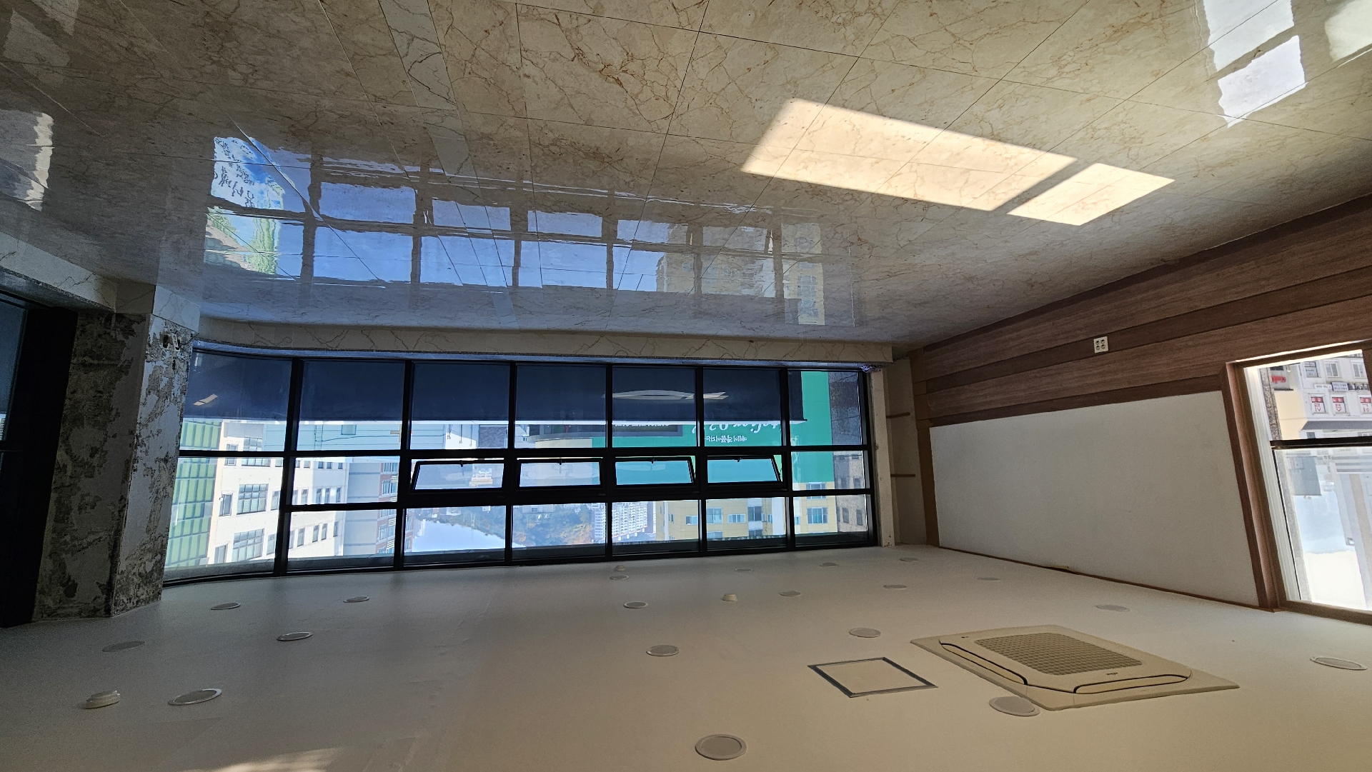 부산광역시 수영구 광안동 사무실 - 1