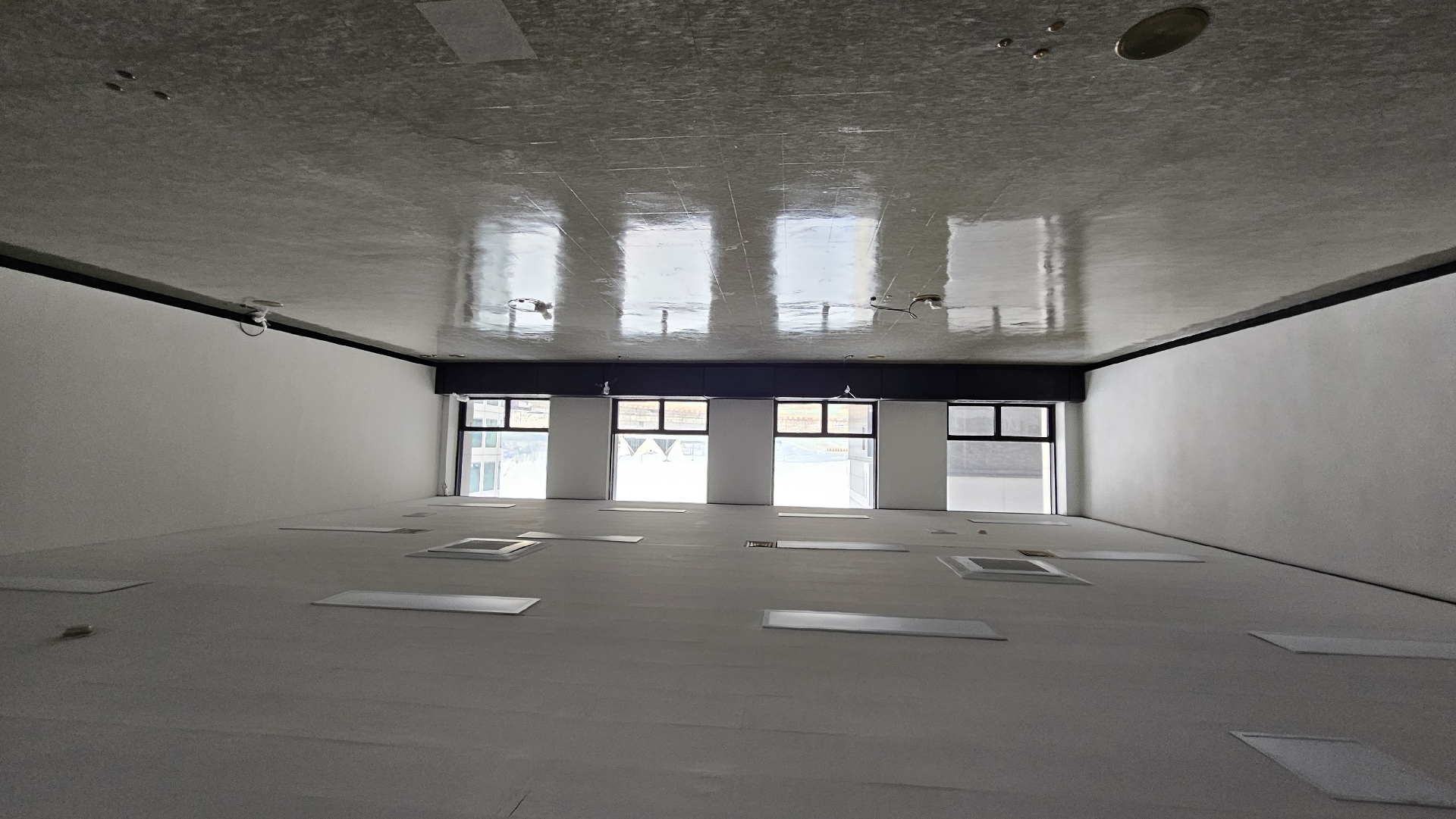 부산광역시 중구 중앙동4가 사무실 - 1