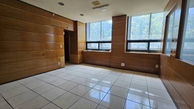 부산광역시 부산진구 부전동 396-11   사무실