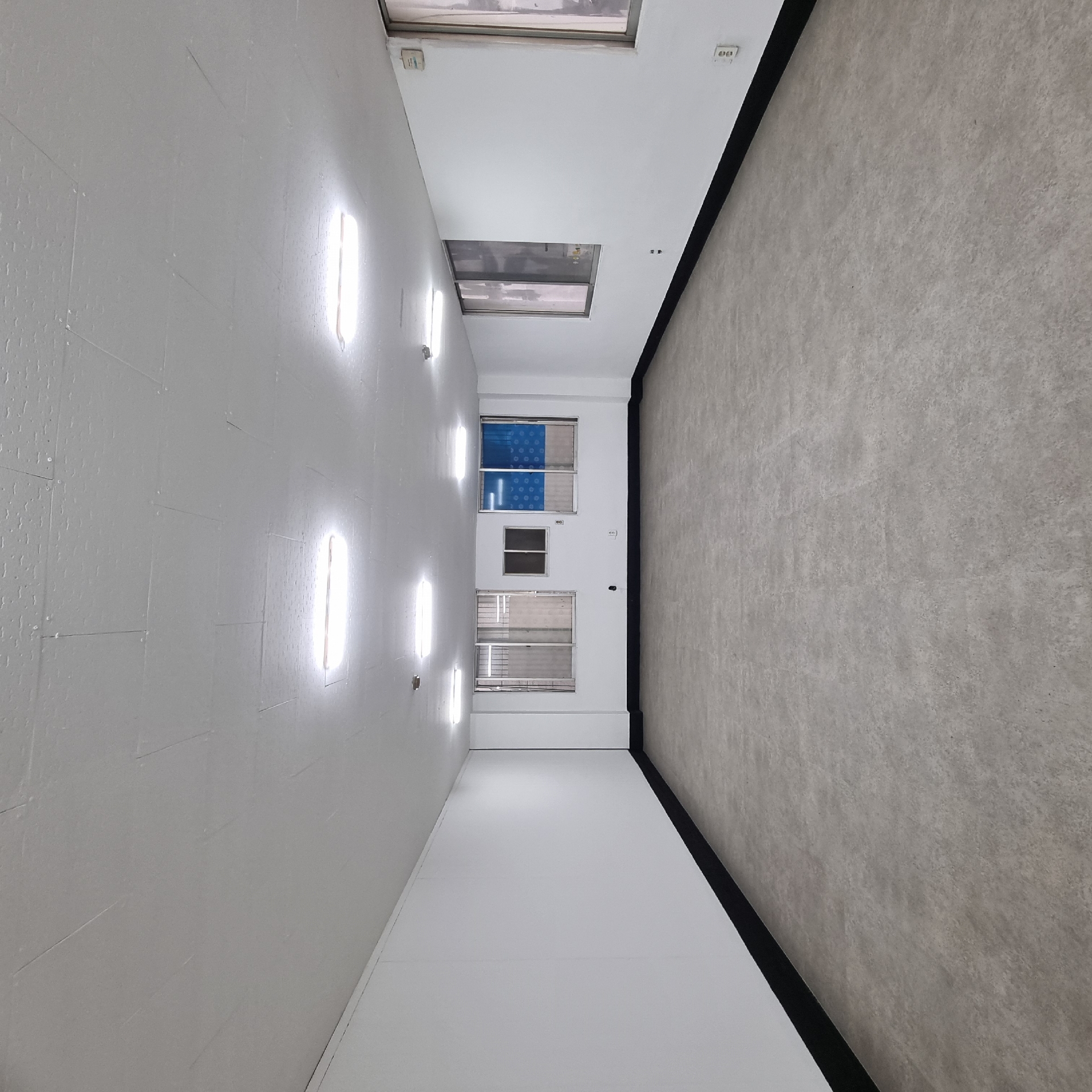 부산광역시 중구 중앙동4가 사무실 - 1