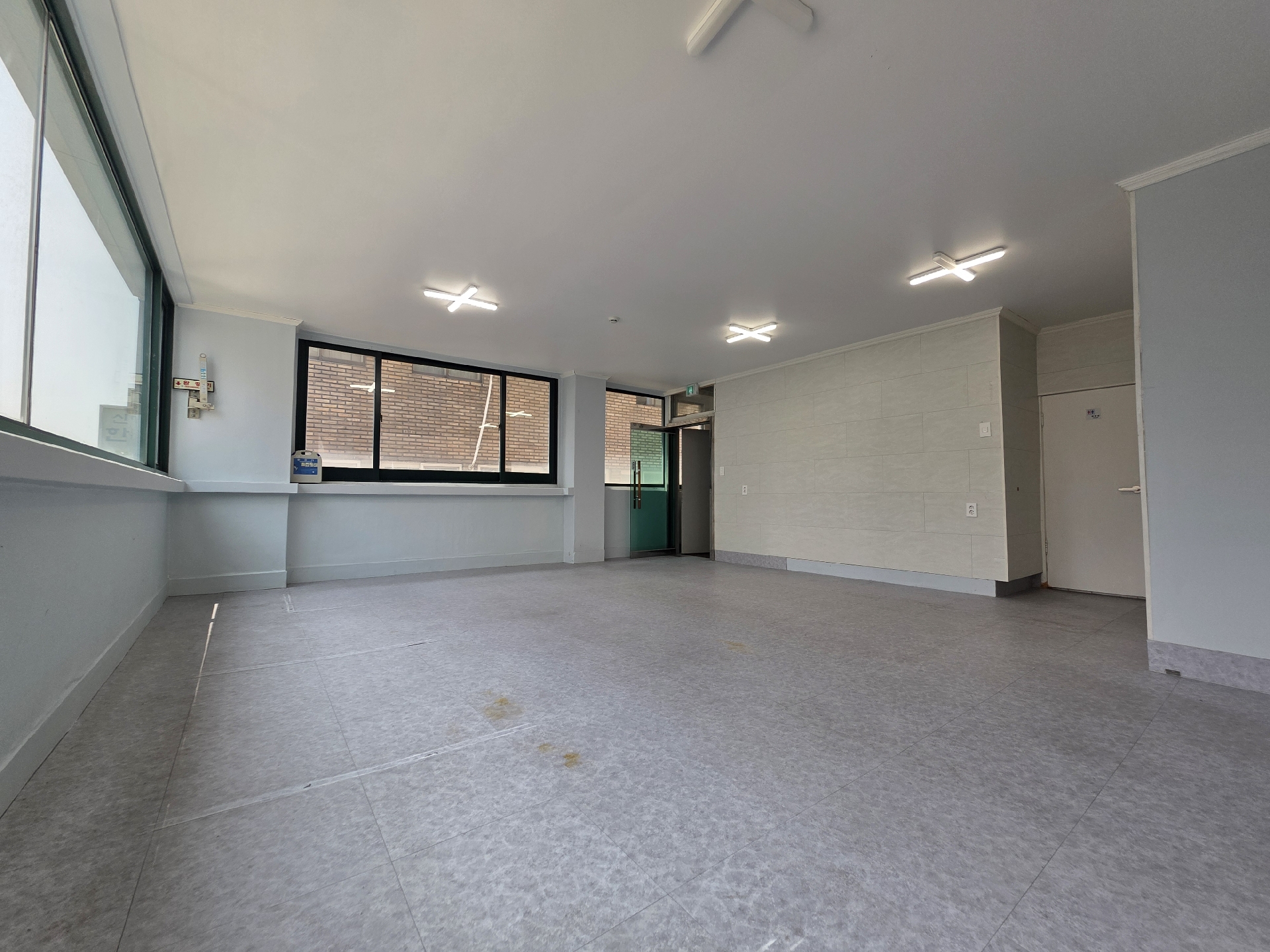 부산광역시 동구 범일동 사무실 썸네일 6