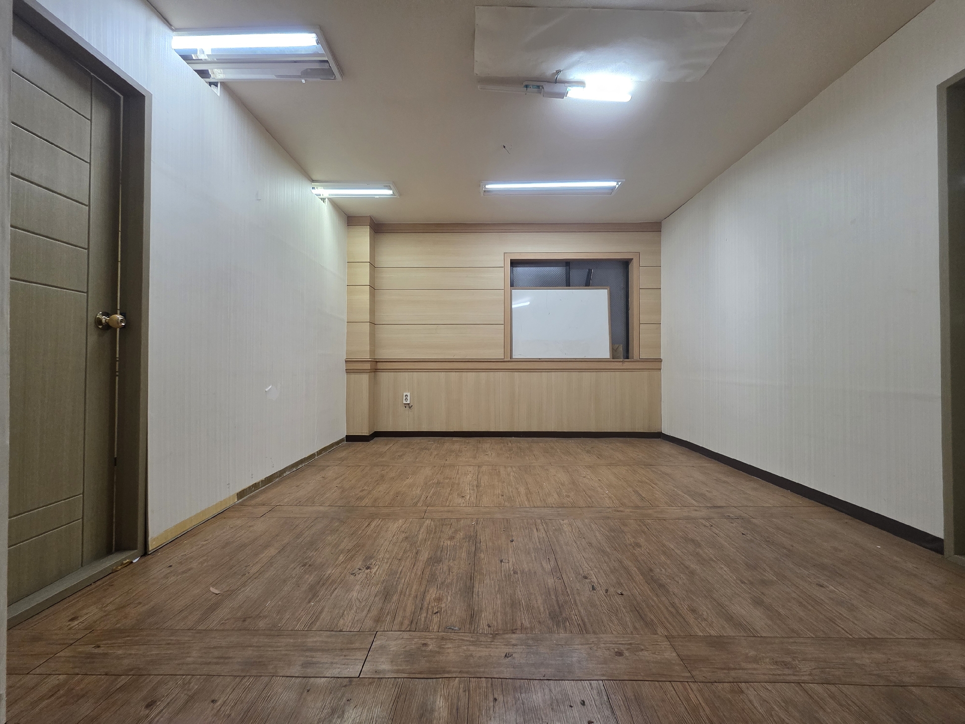 부산광역시 동구 범일동 사무실 썸네일 2