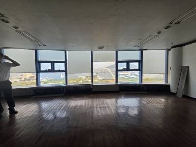 부산광역시 중구 중앙동4가 79-1 마린센터 사무실