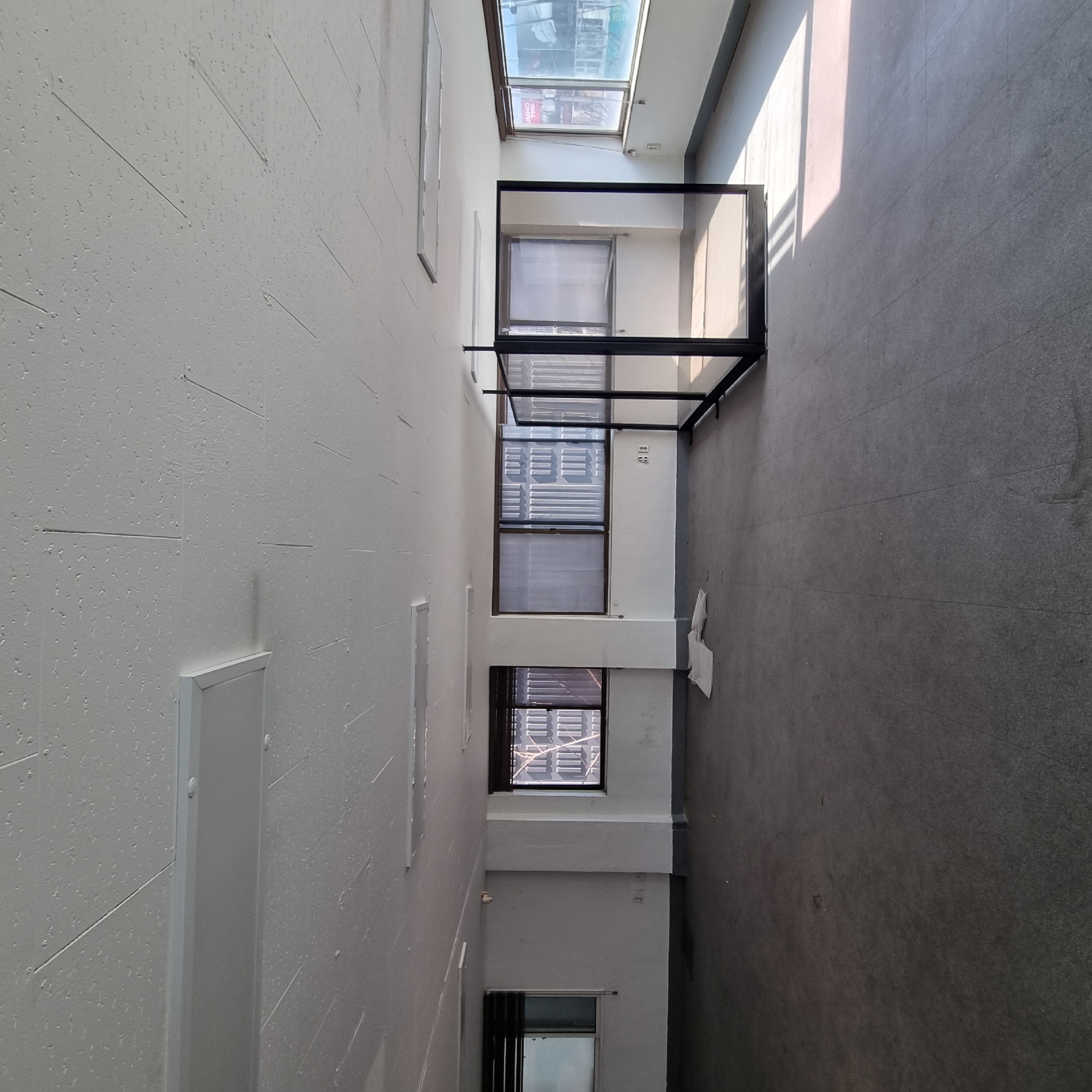 부산광역시 동래구 수안동 사무실 썸네일 2