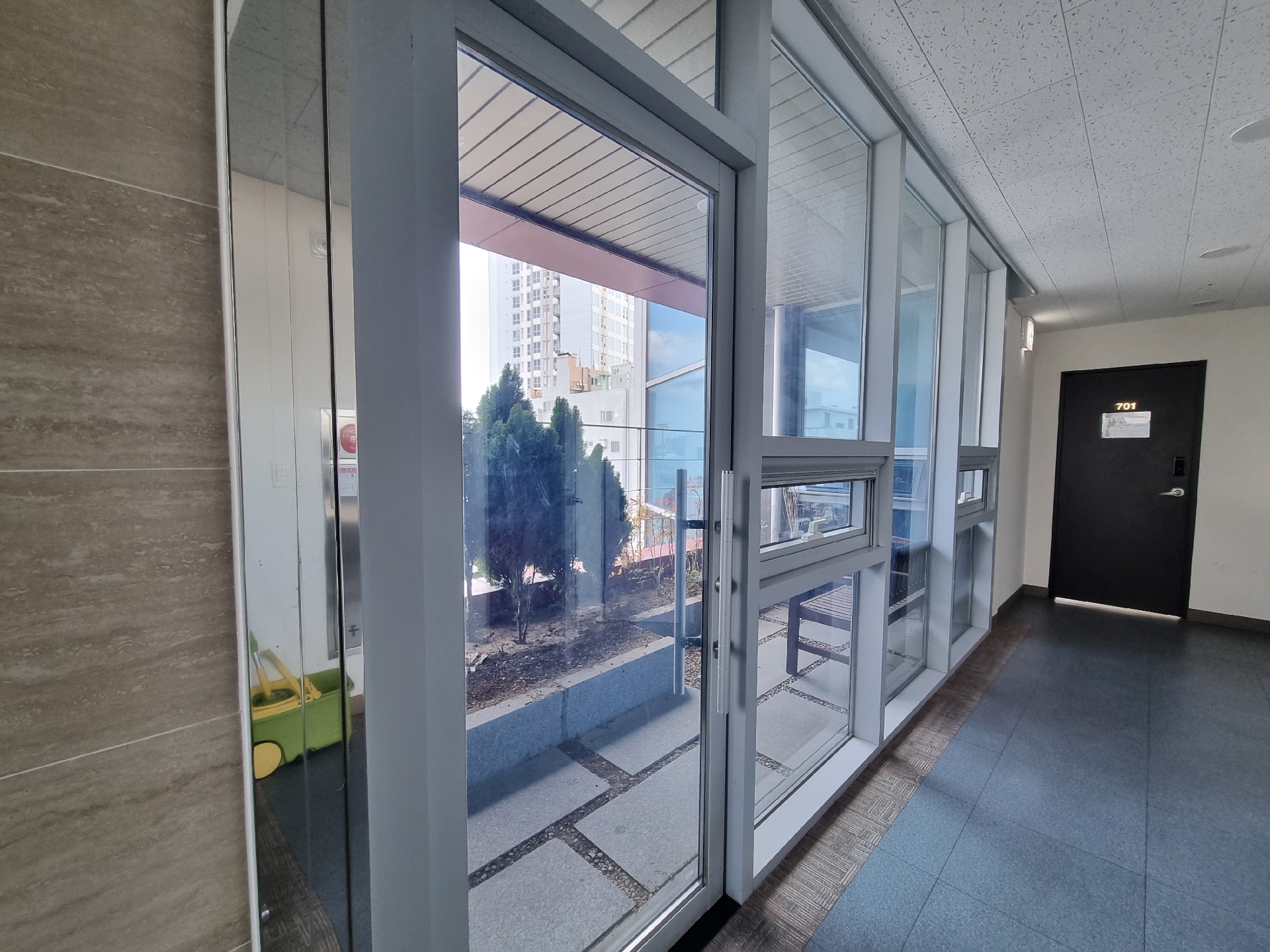 부산광역시 중구 중앙동4가 사무실 썸네일 6