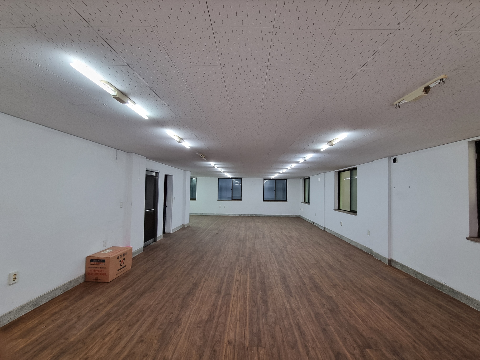 부산광역시 동구 초량동 사무실 썸네일 4