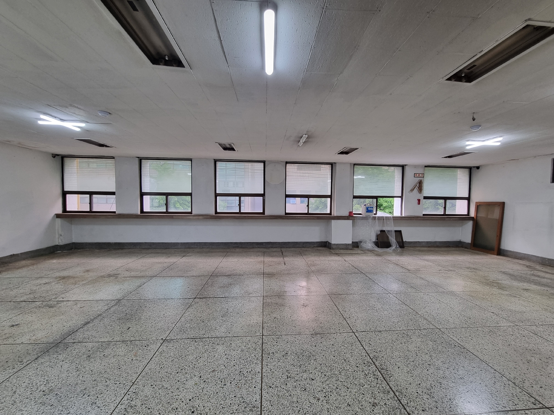 부산광역시 동구 초량동 사무실 썸네일 5