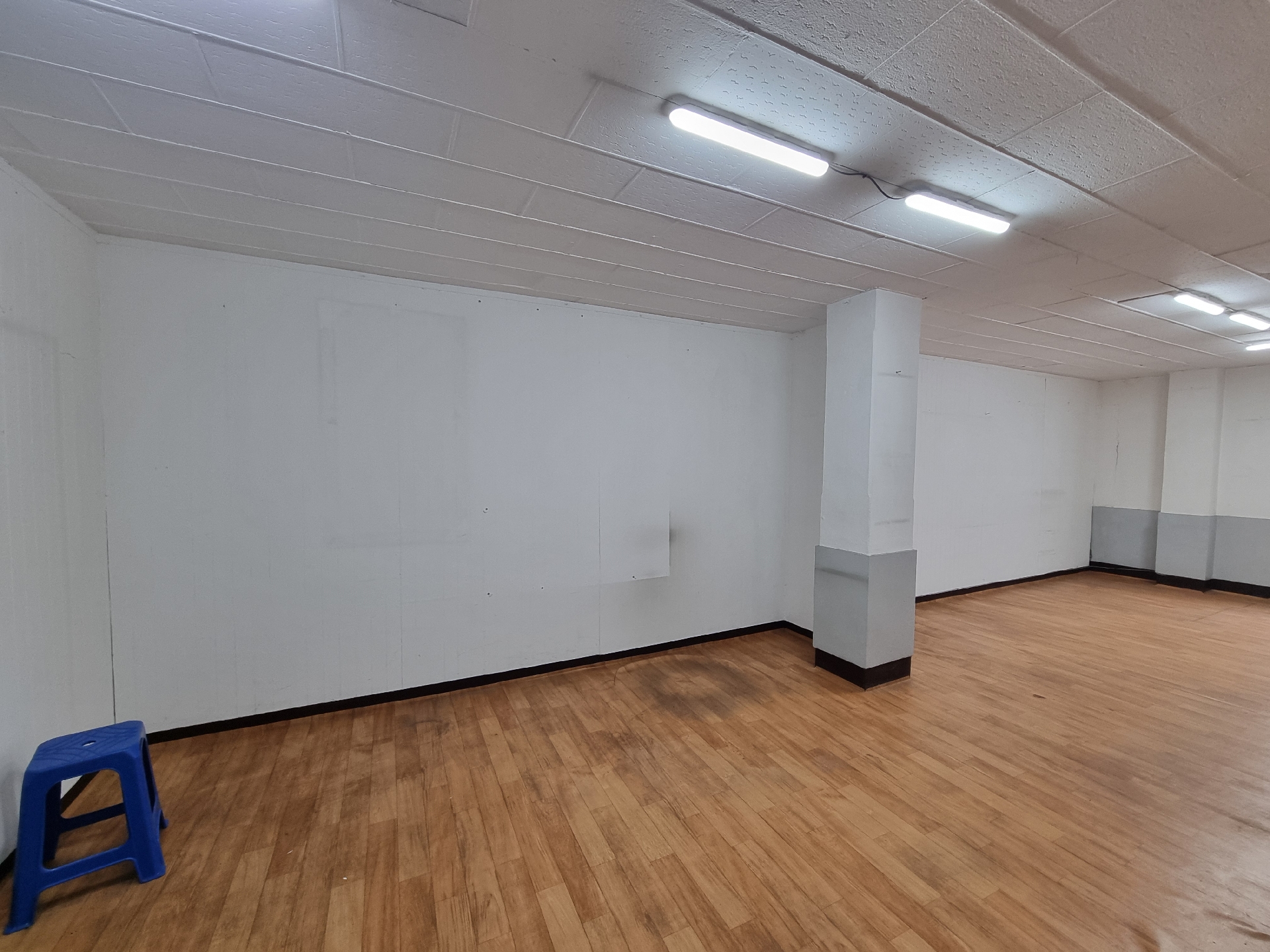 부산광역시 중구 중앙동4가 사무실 썸네일 2