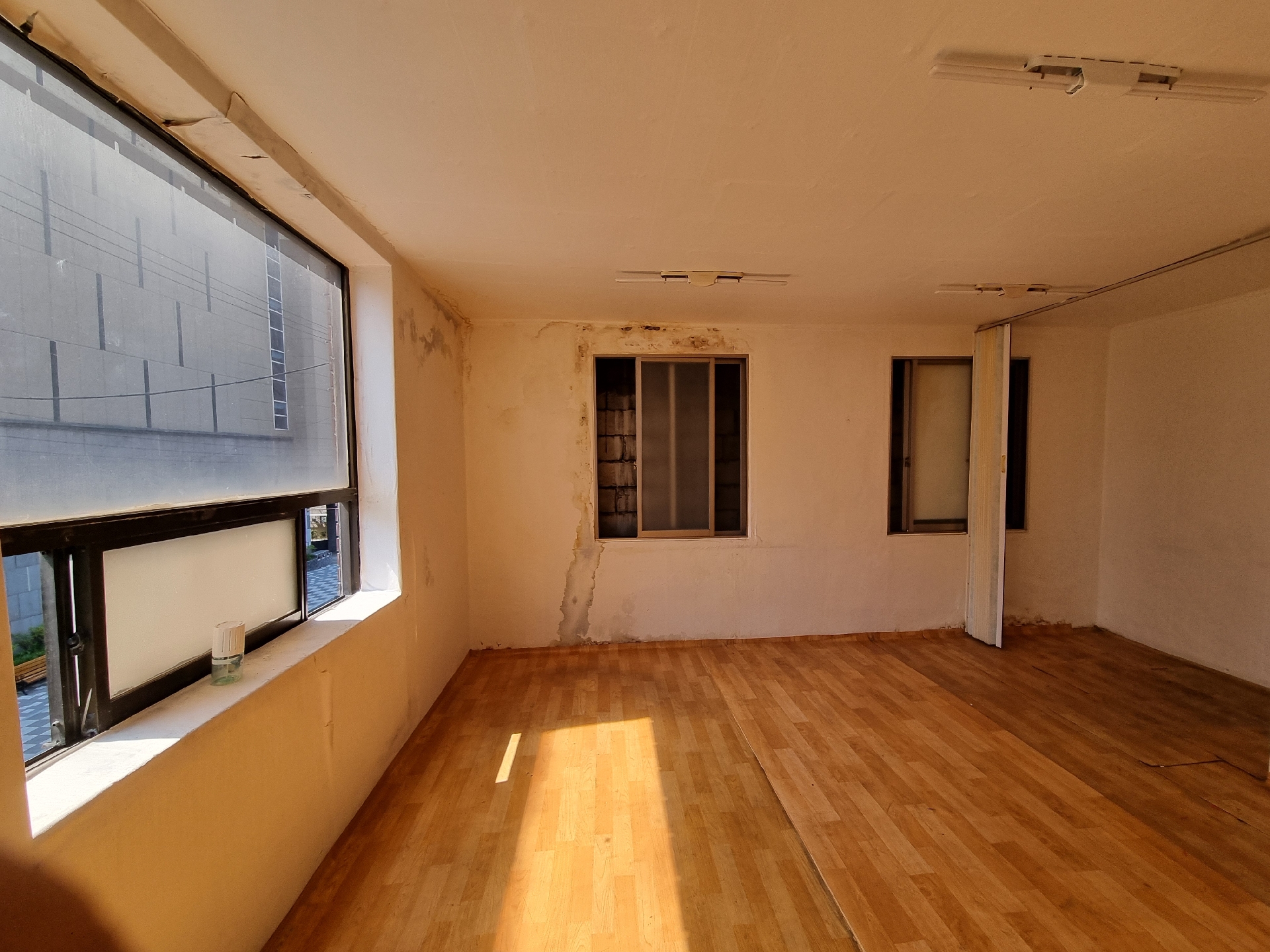 부산광역시 동구 수정동 사무실 썸네일 3