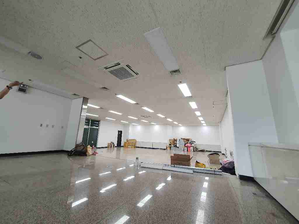부산광역시 연제구 연산동 사무실 썸네일 4
