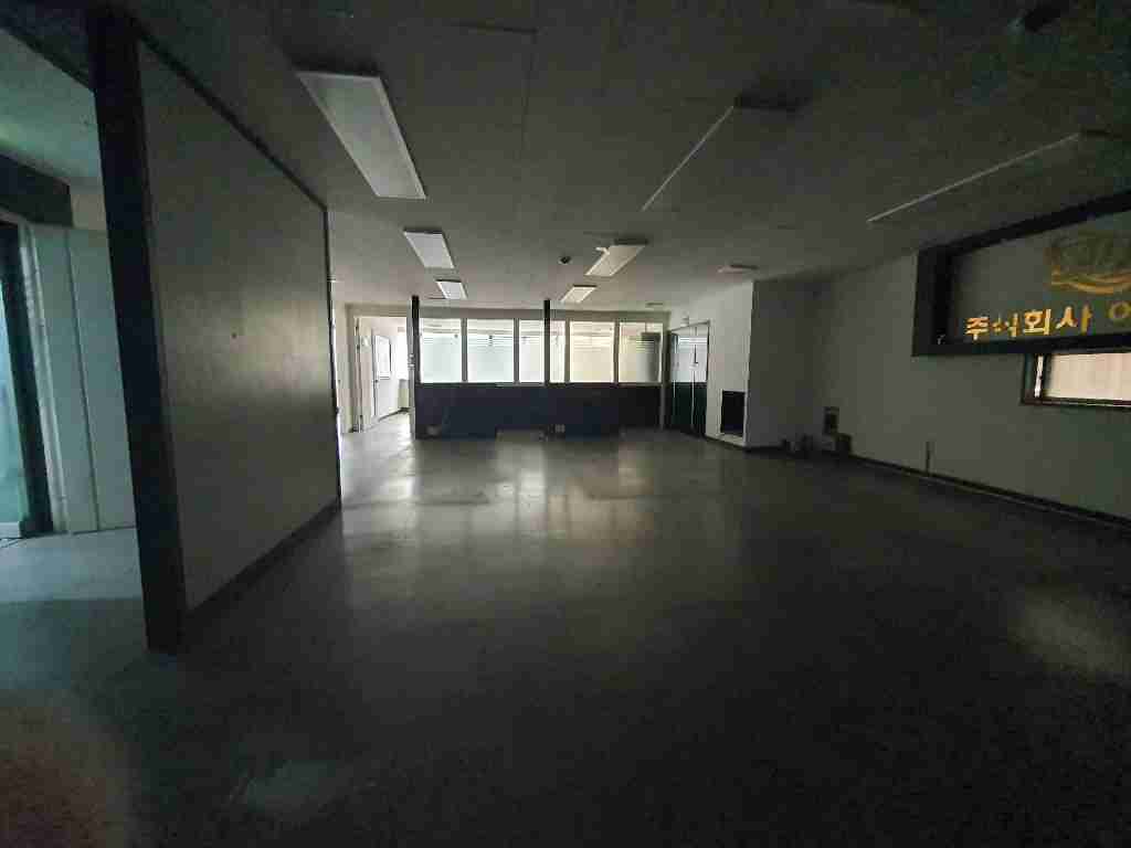 부산광역시 중구 중앙동4가 사무실 - 1