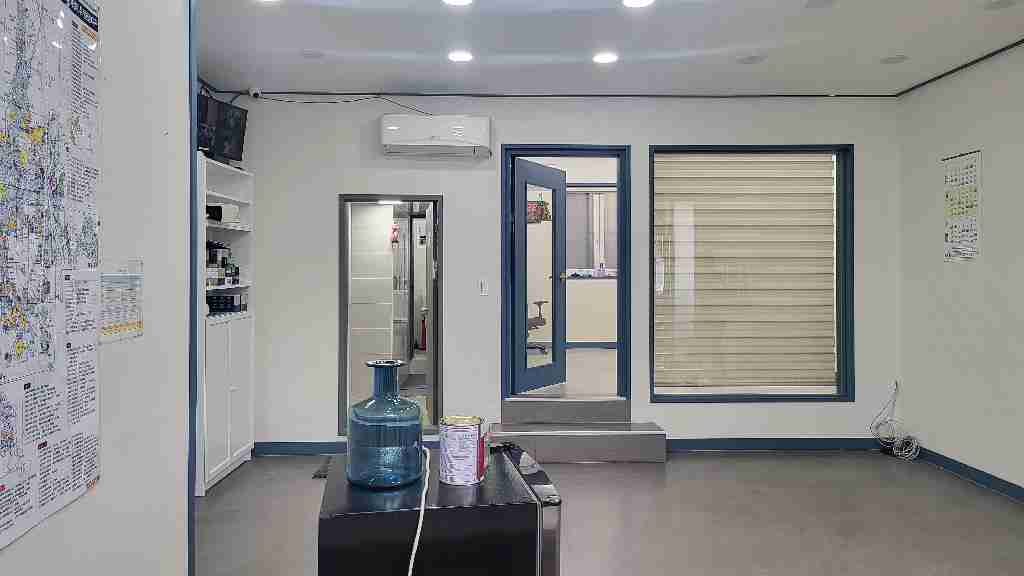 부산광역시 남구 문현동 상가 - 1