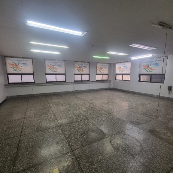 부산광역시 중구 중앙동4가 사무실 - 1