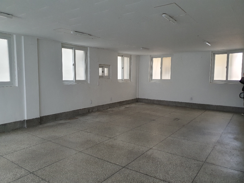 부산광역시 중구 중앙동4가 사무실 - 1