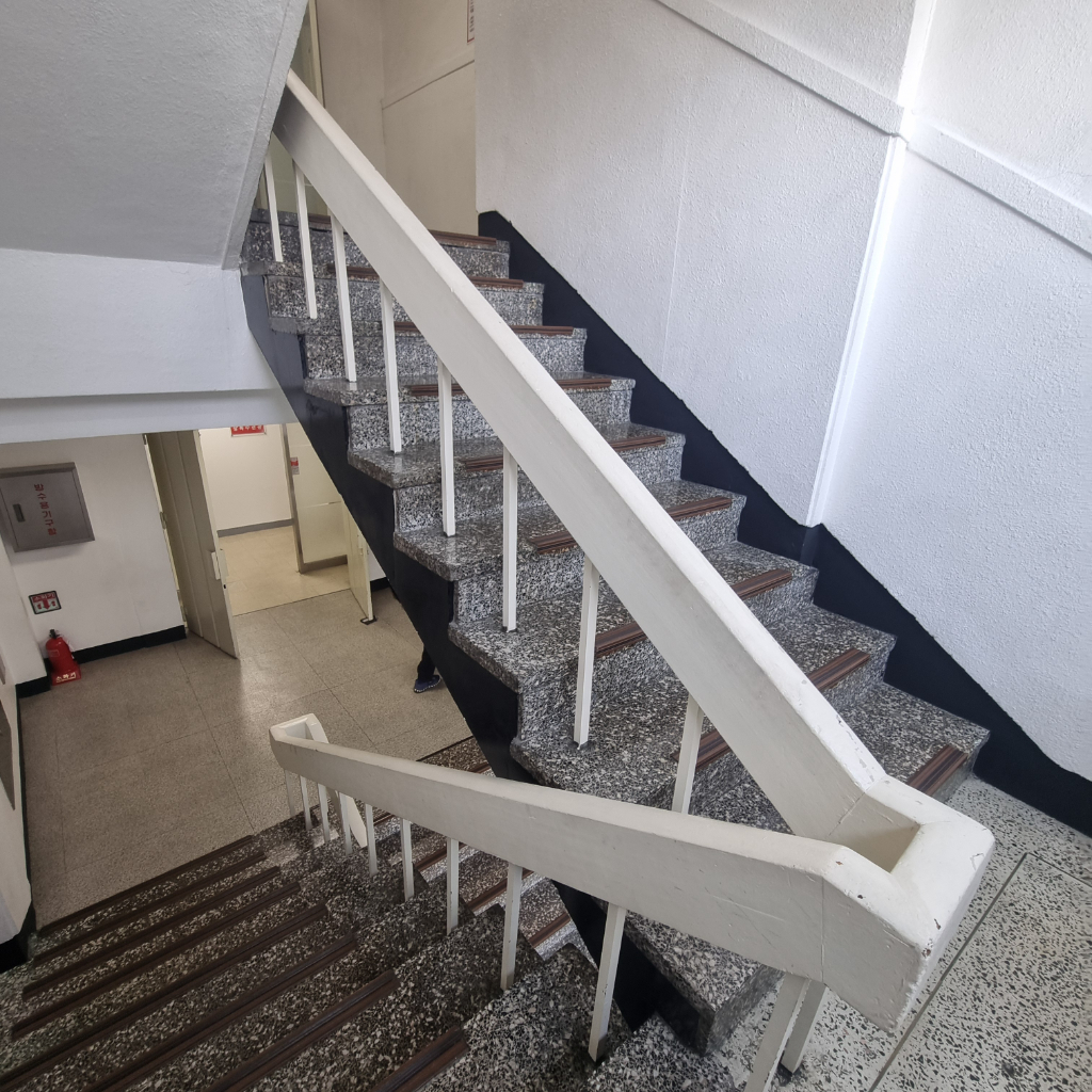 부산광역시 중구 중앙동5가 사무실 썸네일 5