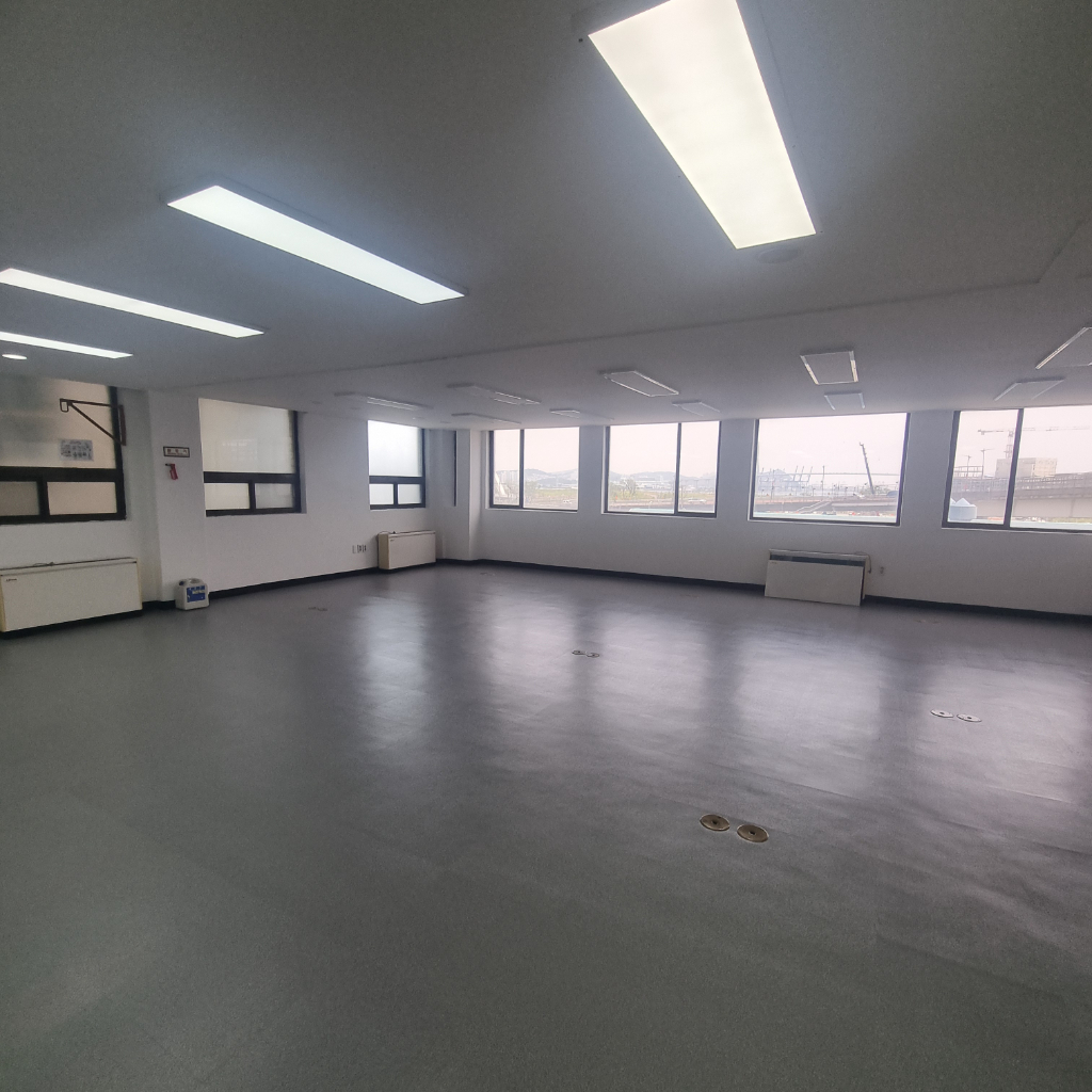 부산광역시 동구 초량동 사무실 - 1