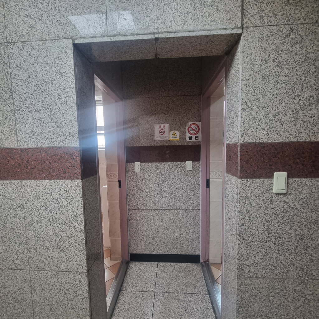 부산광역시 중구 중앙동4가 사무실 썸네일 7