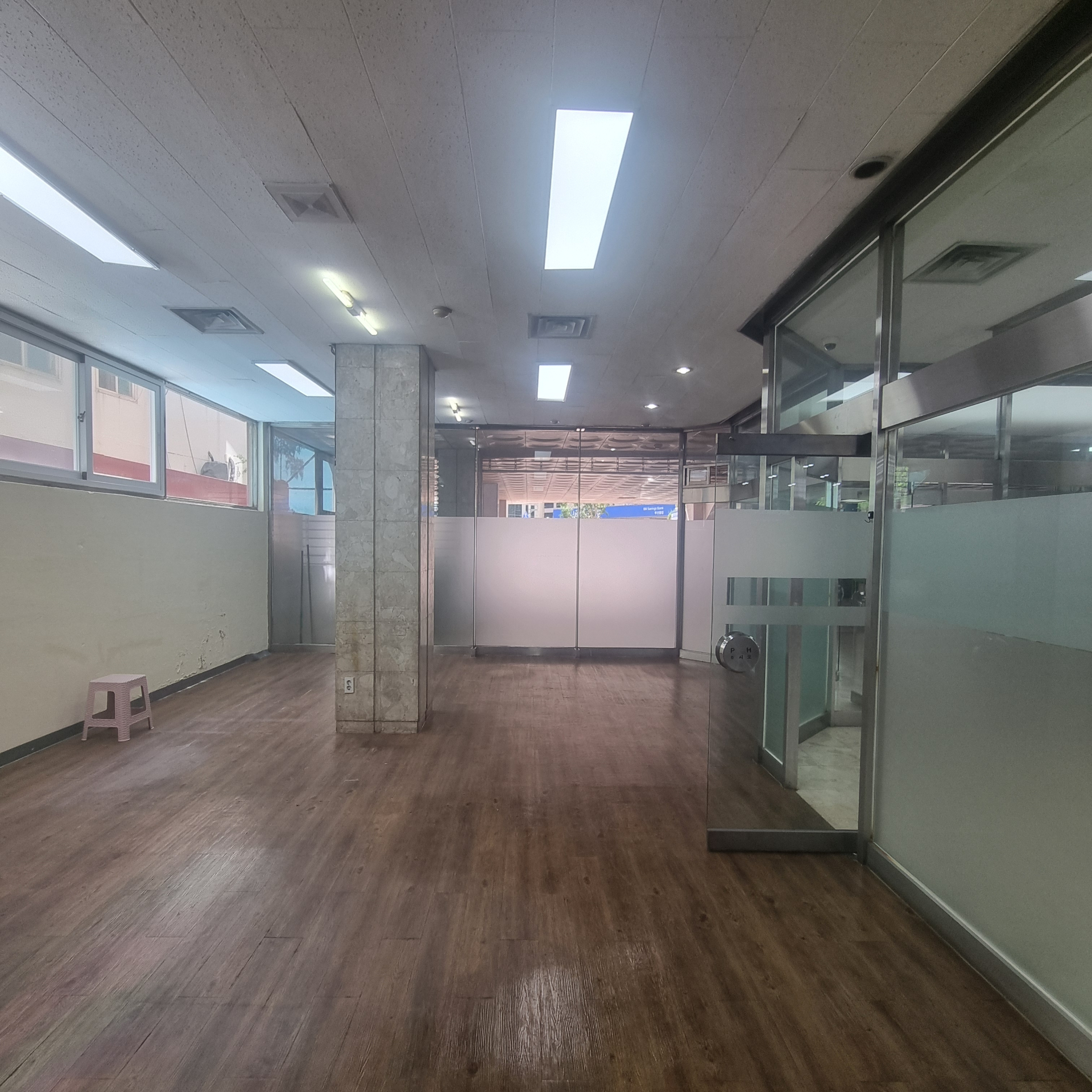 부산광역시 중구 대창동1가 상가 썸네일 2