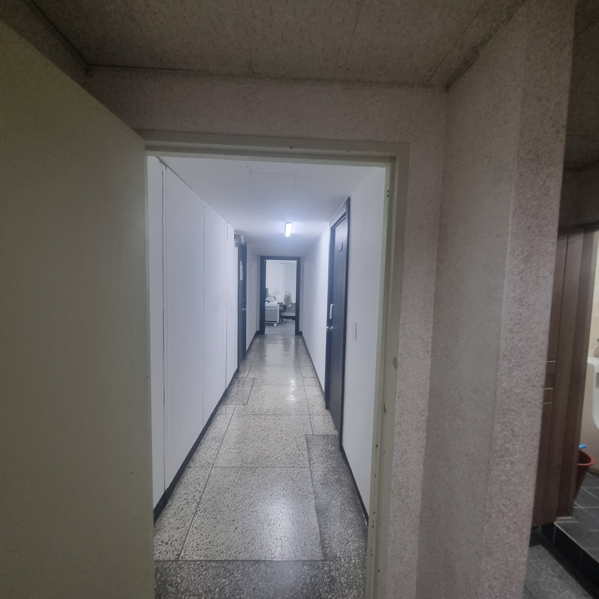 부산광역시 동구 초량동 사무실 썸네일 2