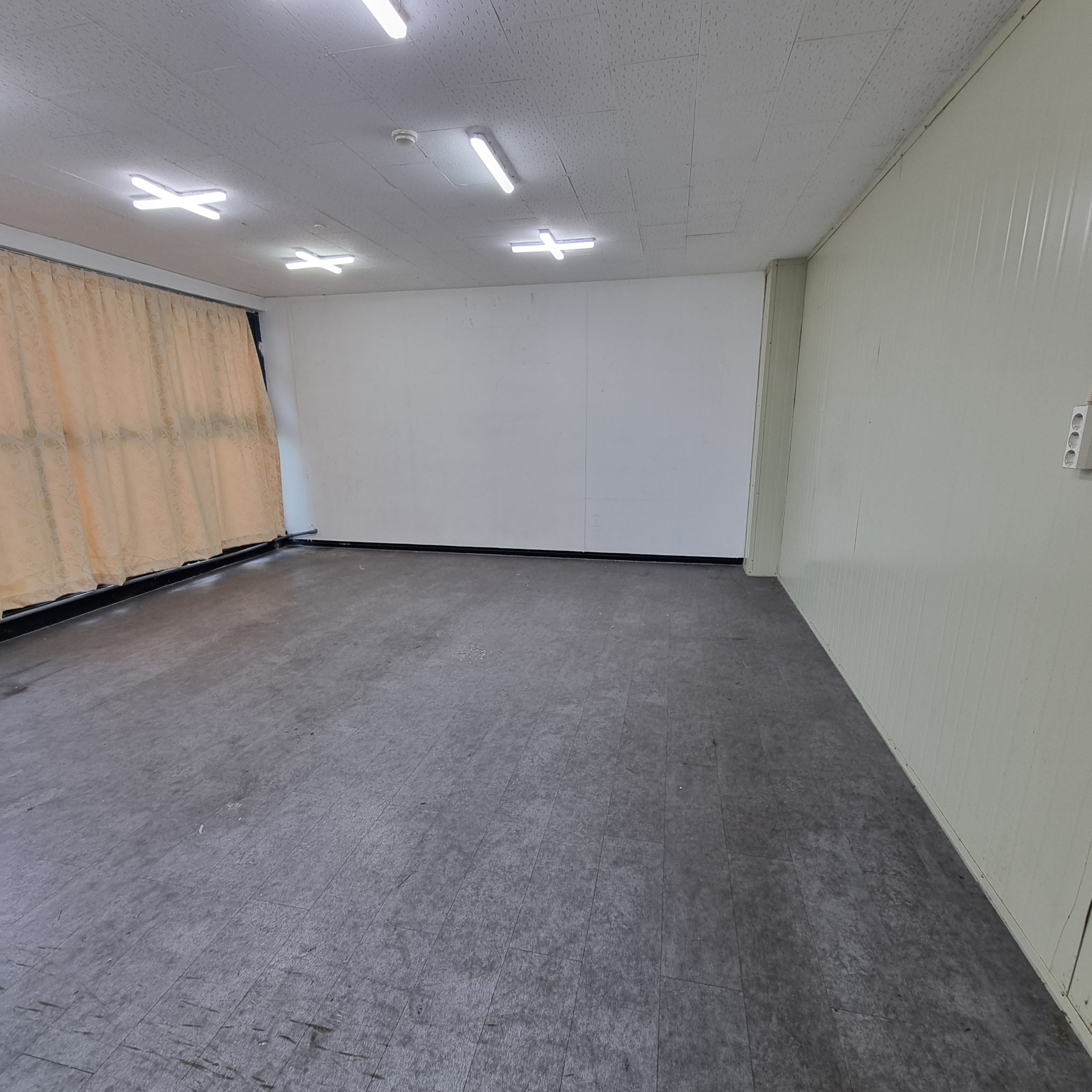 부산광역시 남구 문현동 사무실 썸네일 2