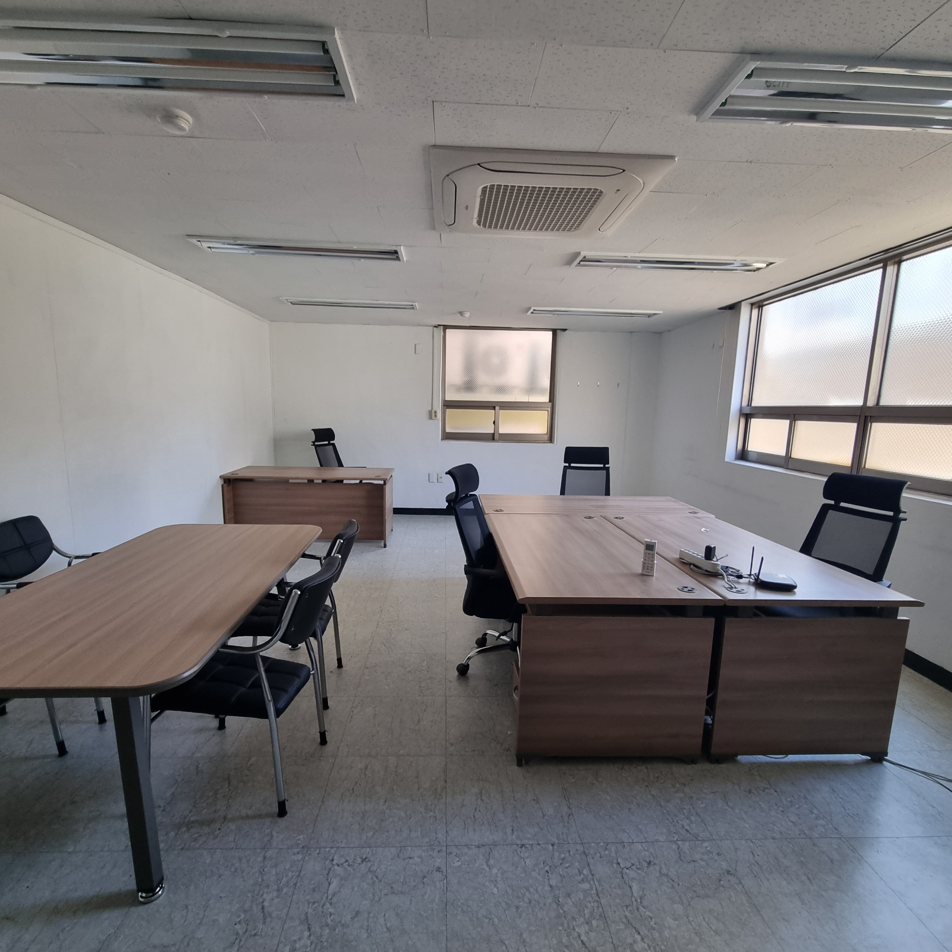 부산광역시 중구 중앙동4가 사무실 썸네일 3