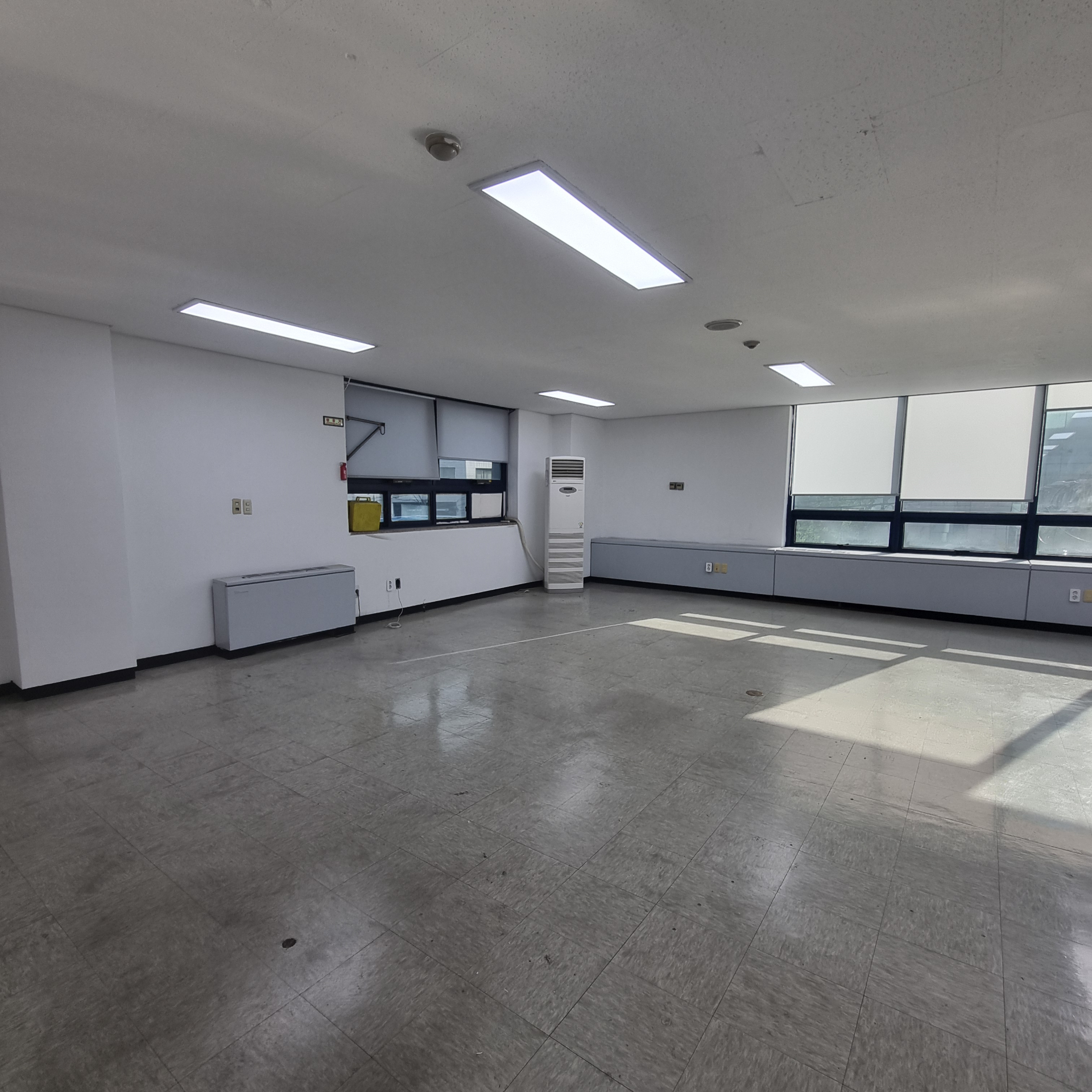 부산광역시 동구 초량동 사무실 썸네일 2