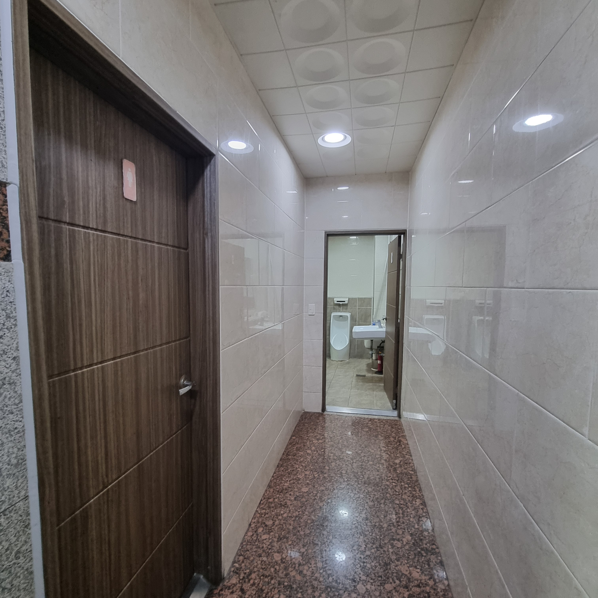 부산광역시 동구 초량동 상가 썸네일 5