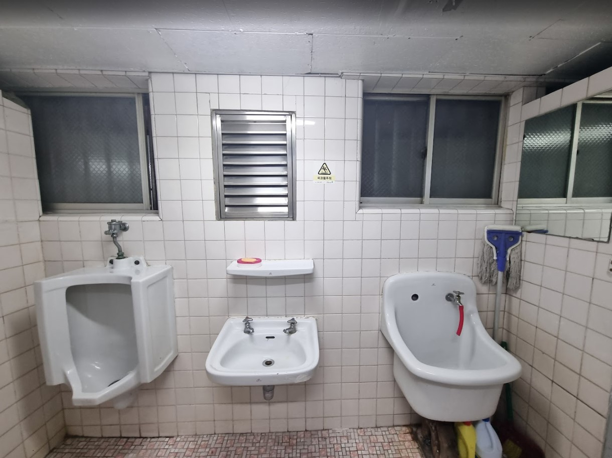 부산광역시 중구 중앙동4가 사무실 썸네일 4