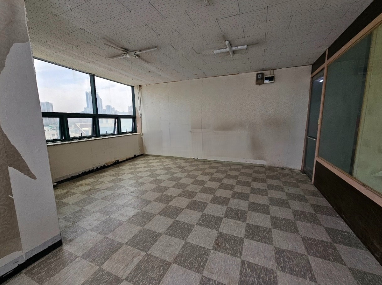 부산광역시 동구 범일동 사무실 - 1