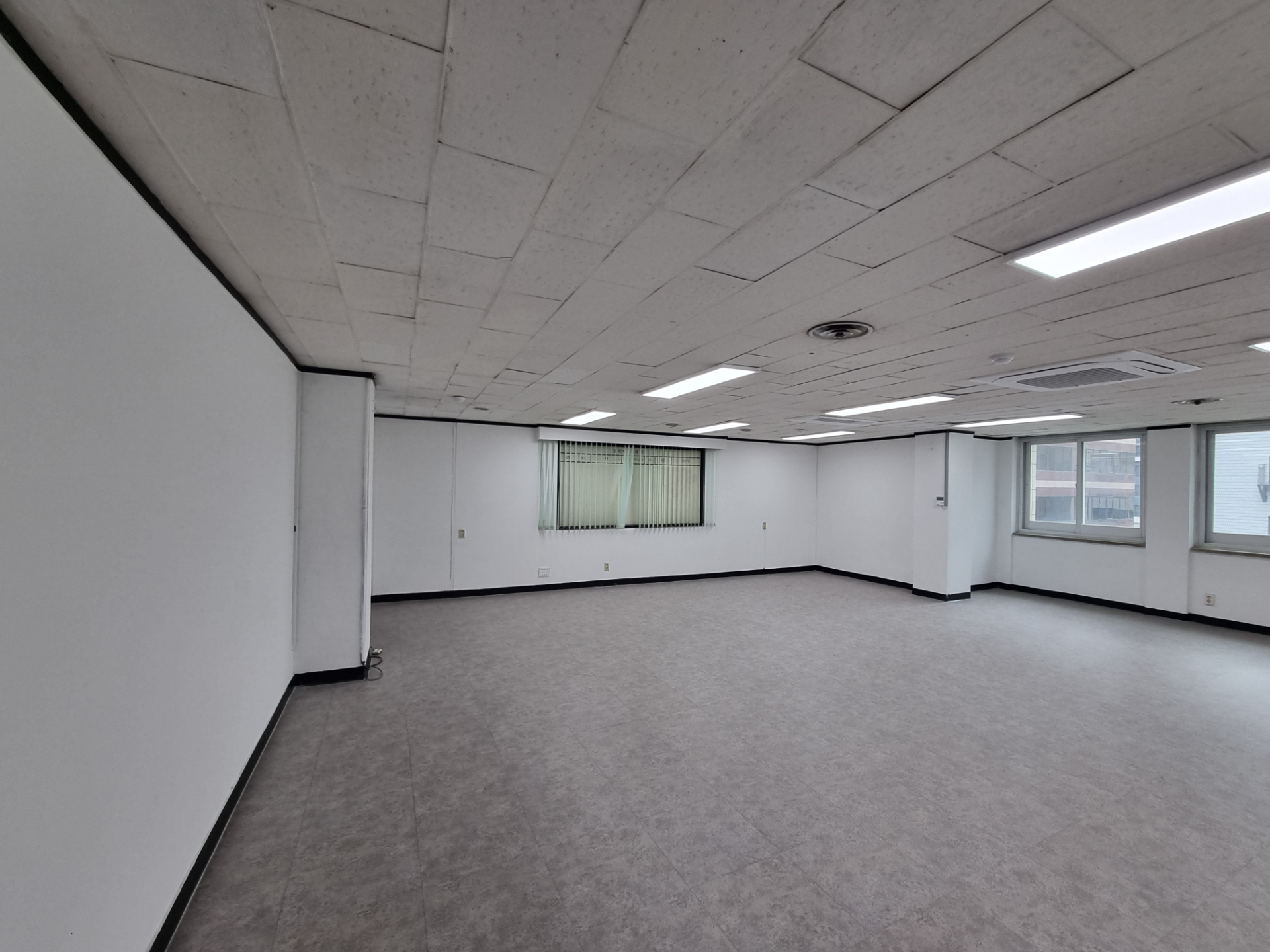 부산광역시 동구 초량동 사무실 썸네일 2