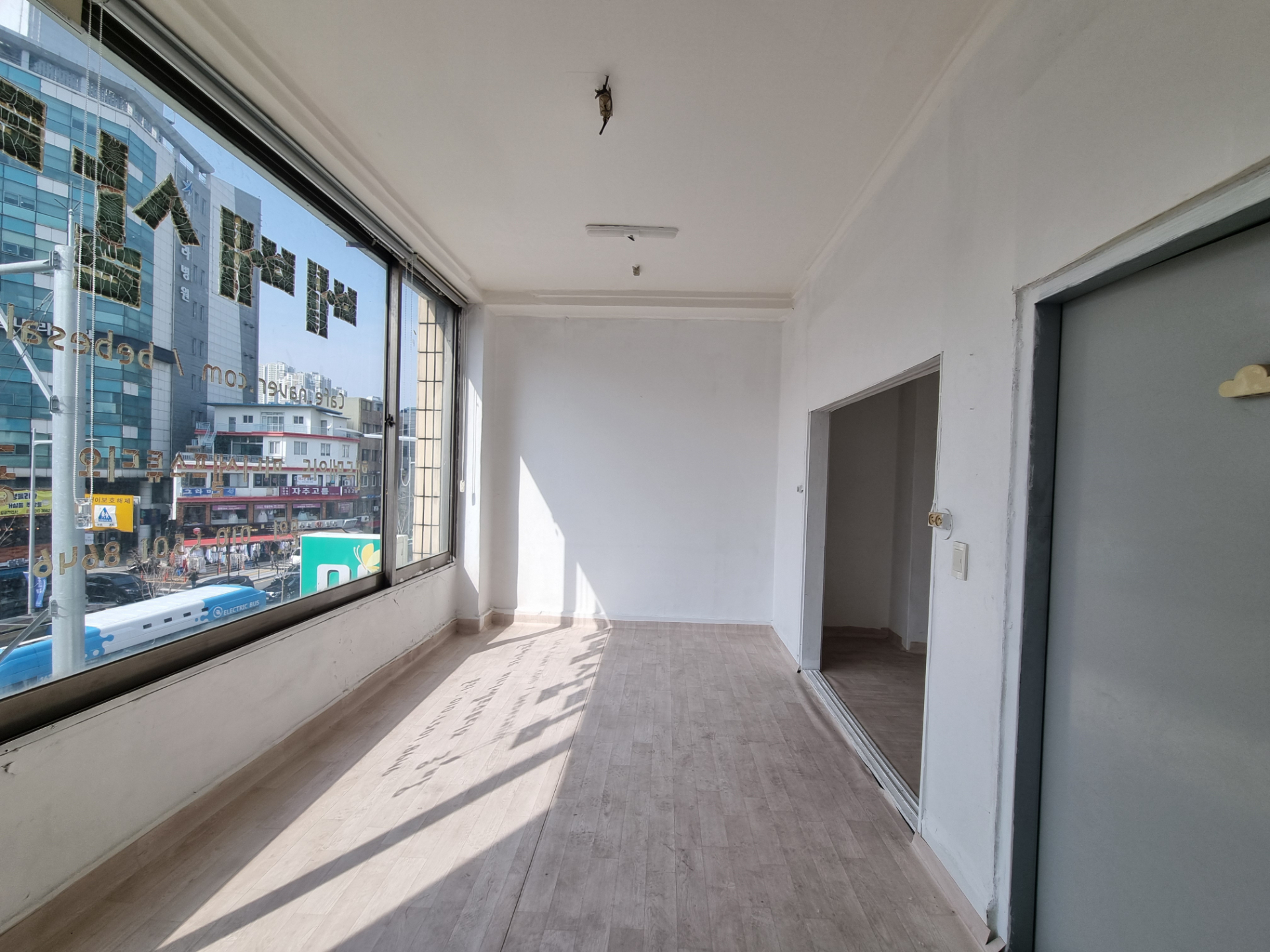 부산광역시 동구 범일동 사무실 썸네일 3