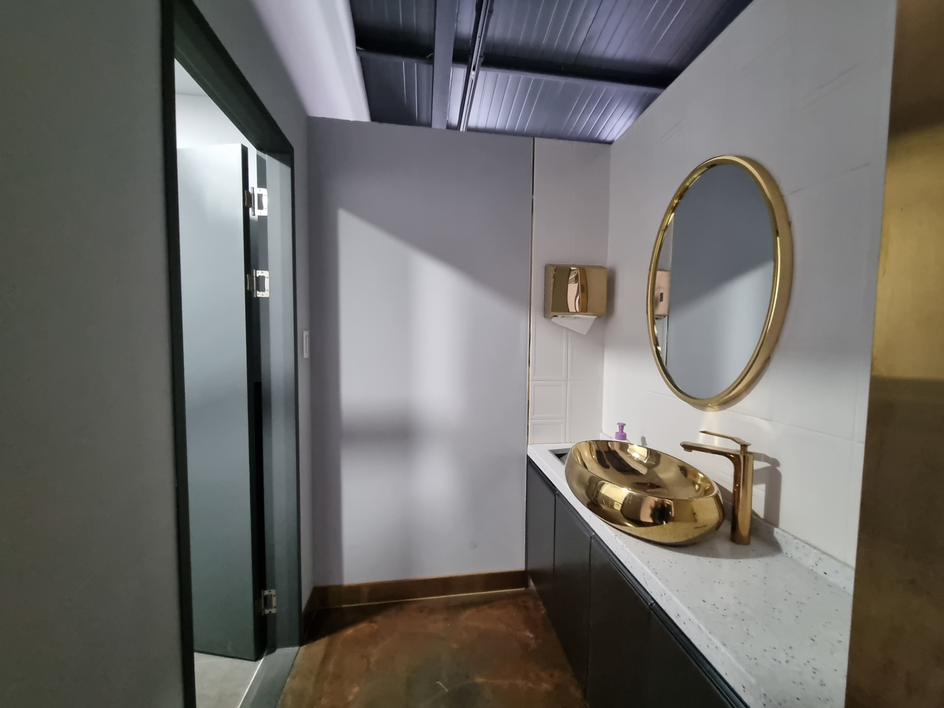 상가 · 연지동 사진 8