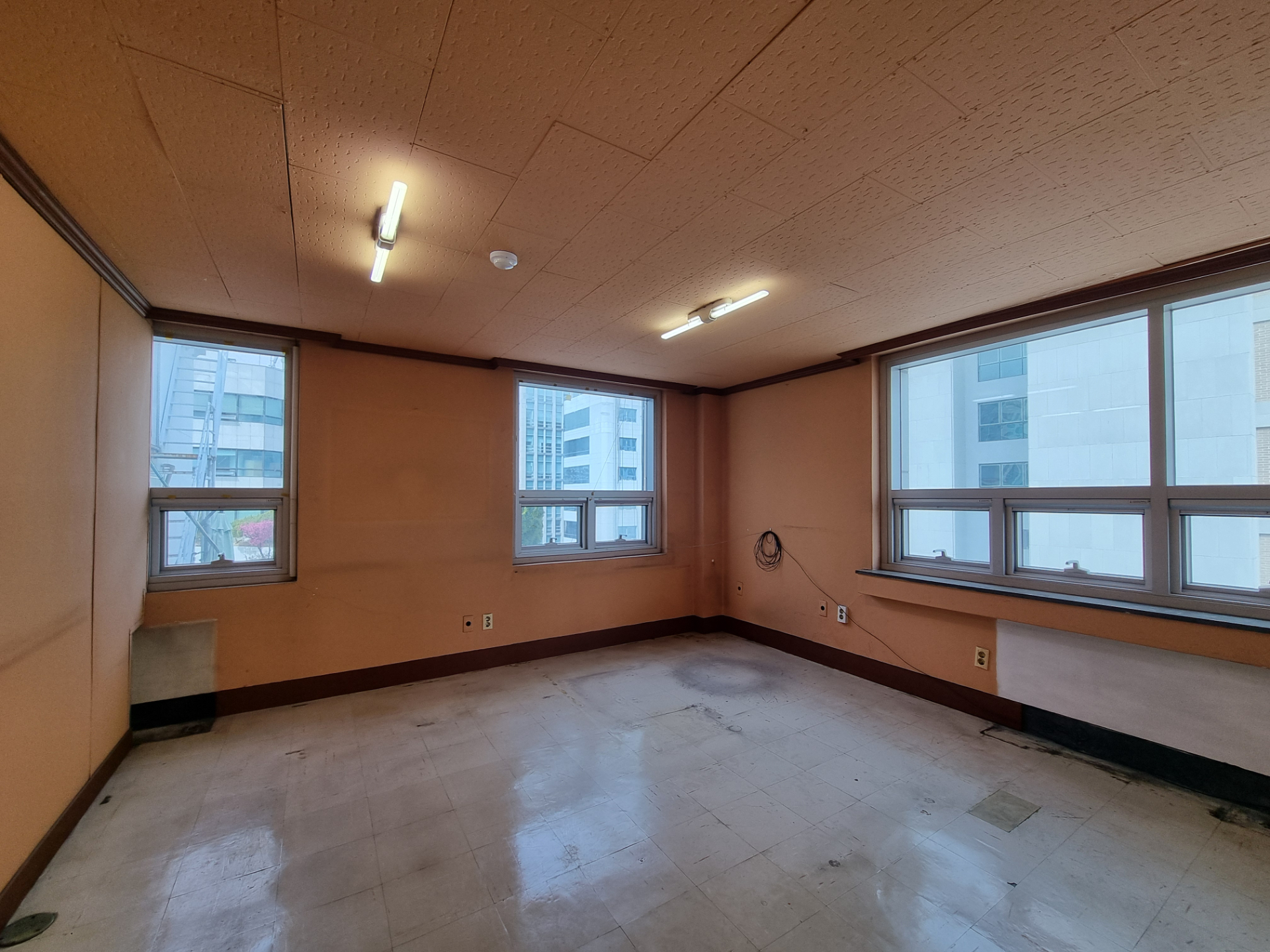 부산광역시 동구 초량동 사무실 썸네일 4