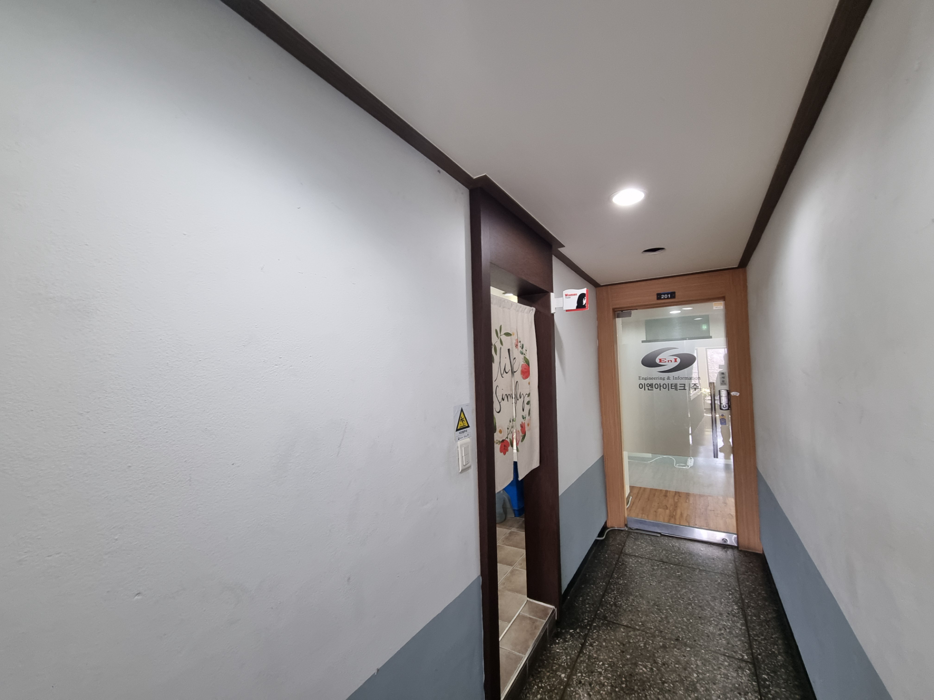 부산광역시 중구 중앙동4가 사무실 썸네일 7