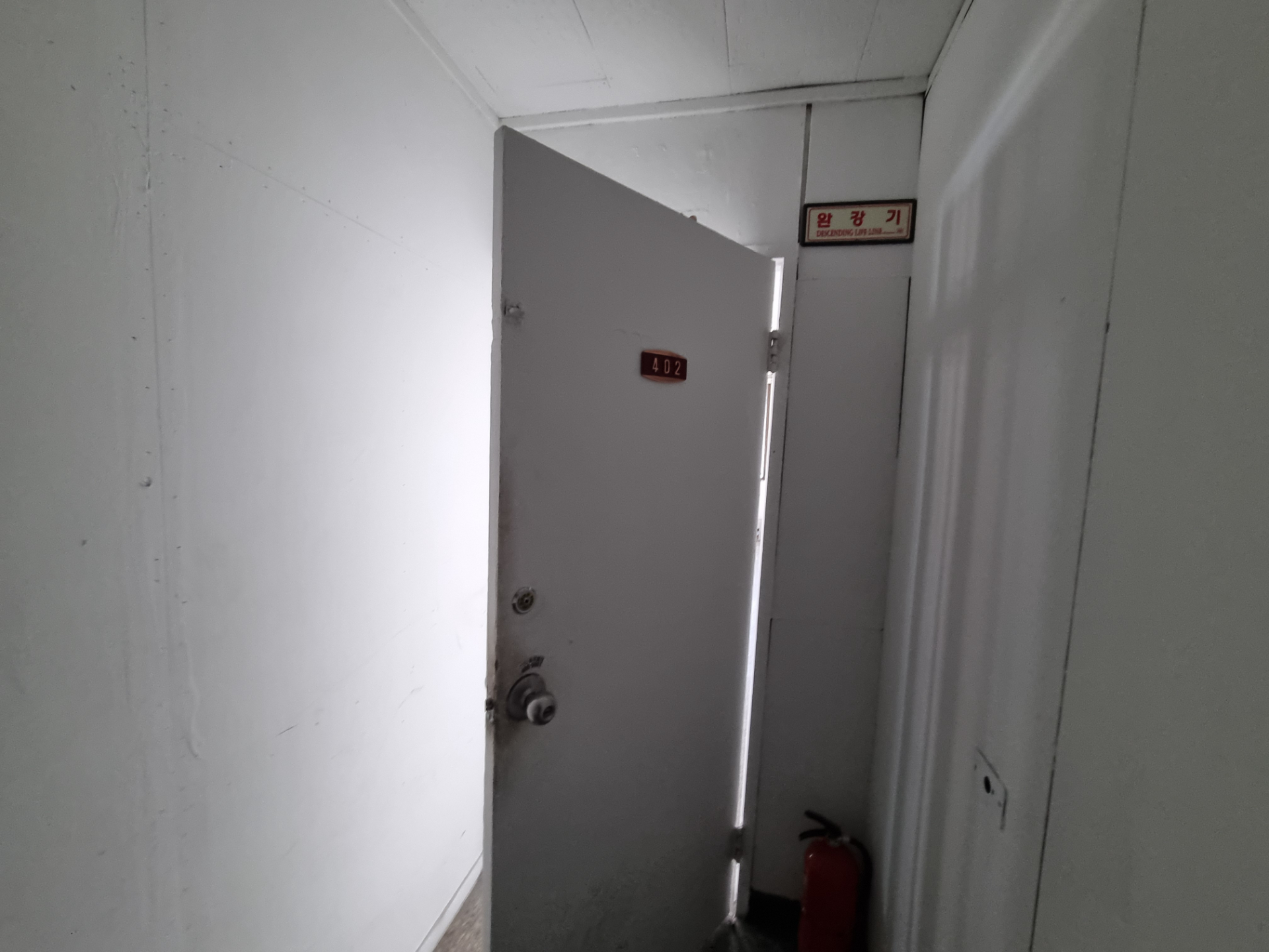 부산광역시 중구 중앙동4가 사무실 썸네일 4