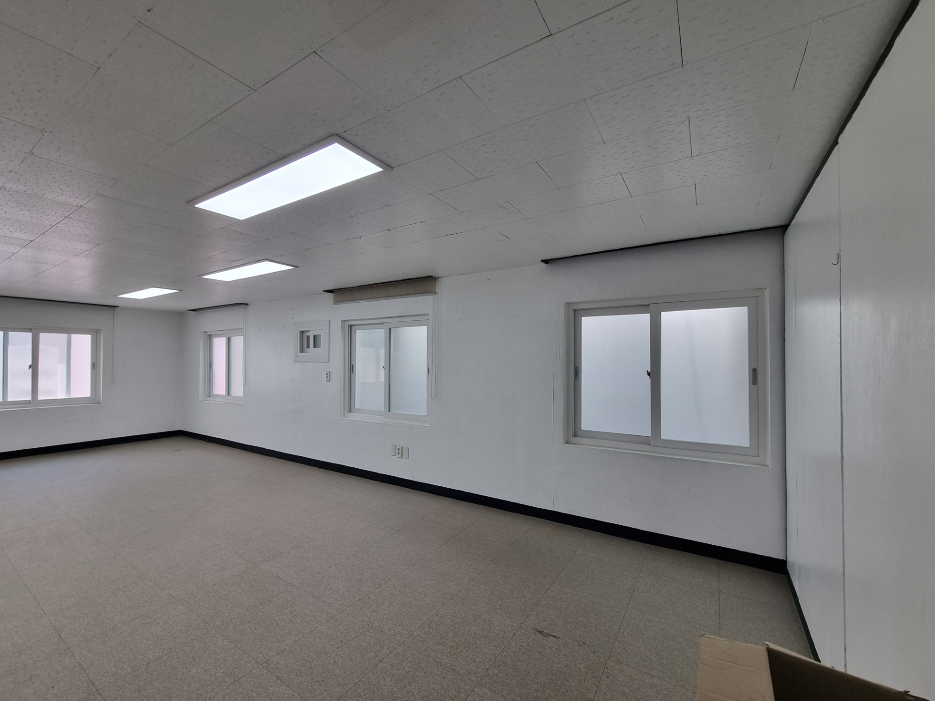 부산광역시 중구 중앙동4가 사무실 썸네일 4