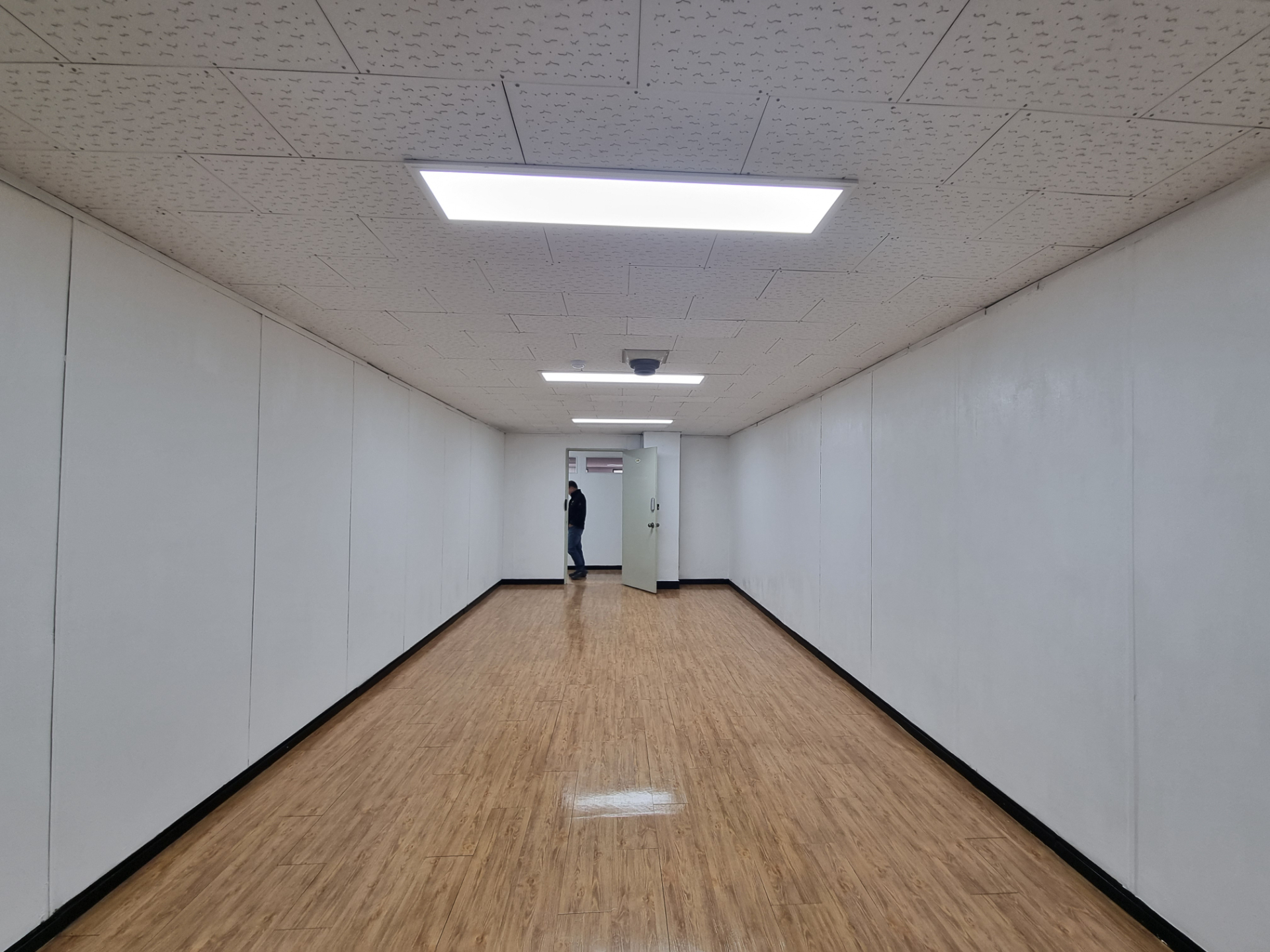 부산광역시 동구 초량동 사무실 썸네일 4